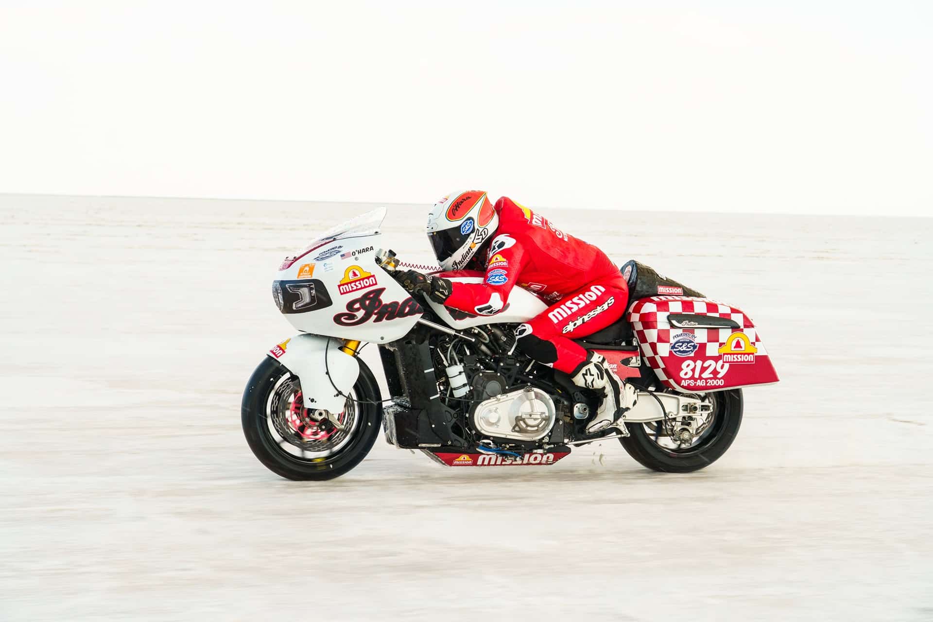 Tyler O'Hara a bordo de la Indian Challenger establece un nuevo récord de velocidad en las Salinas de Bonneville