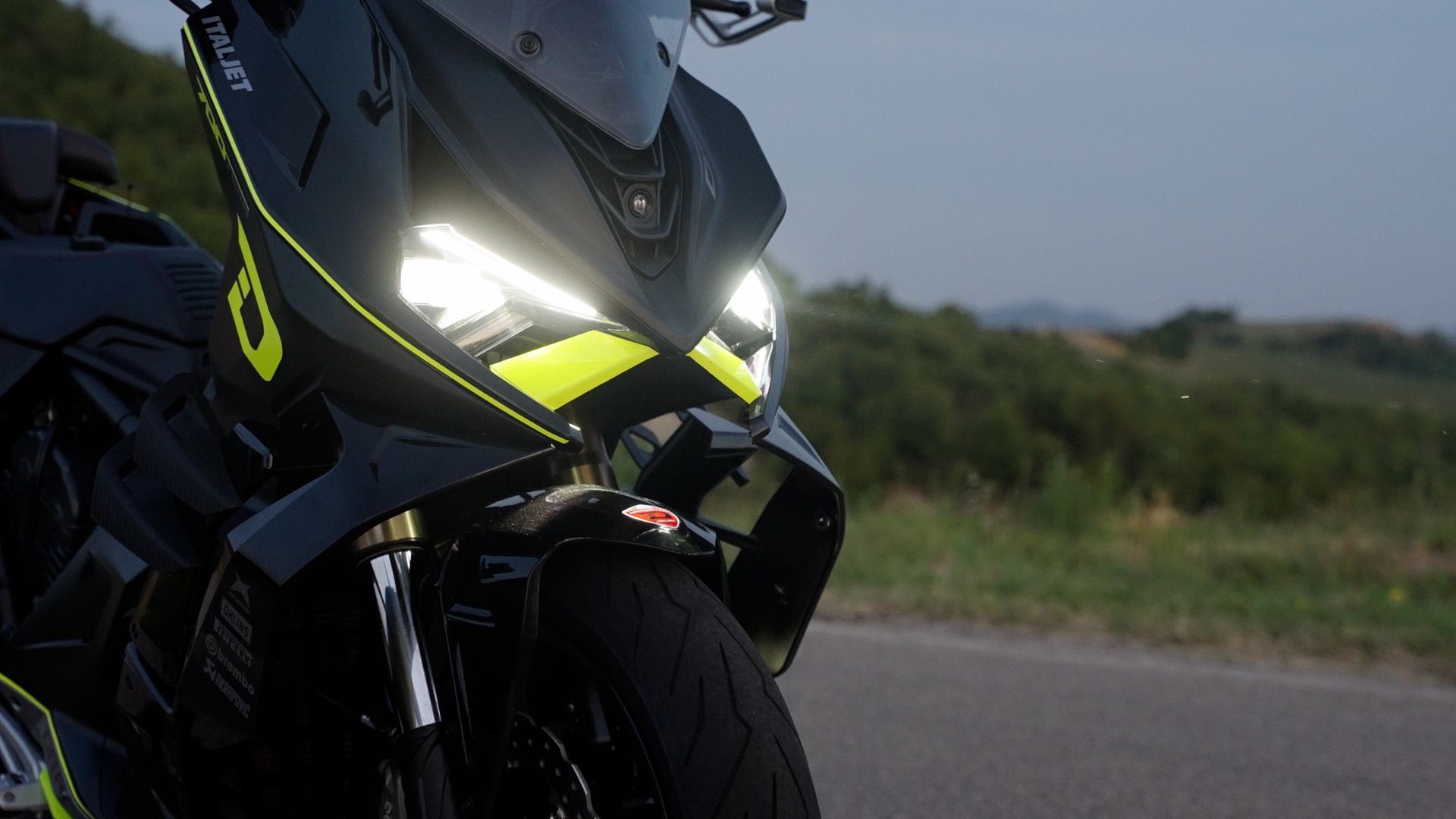 Prueba Italjet Dragster 700 Twin Limited Edition
