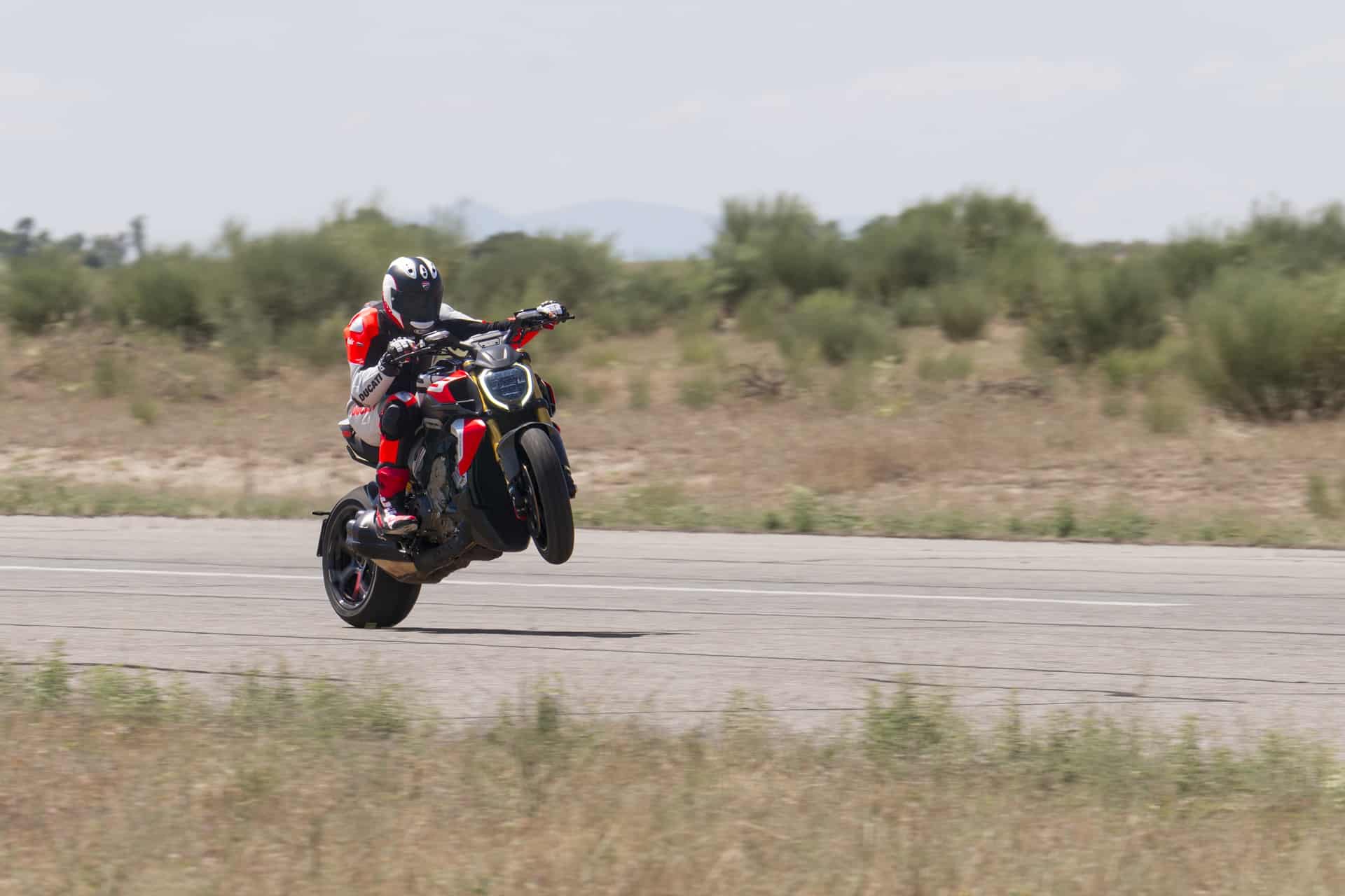 Ducati Diavel V4 RS 2026