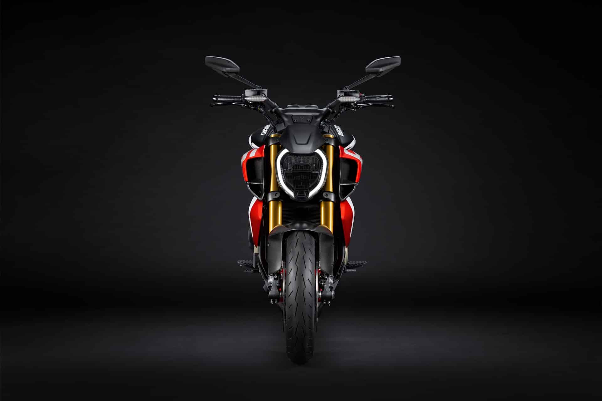 Ducati Diavel V4 RS 2026