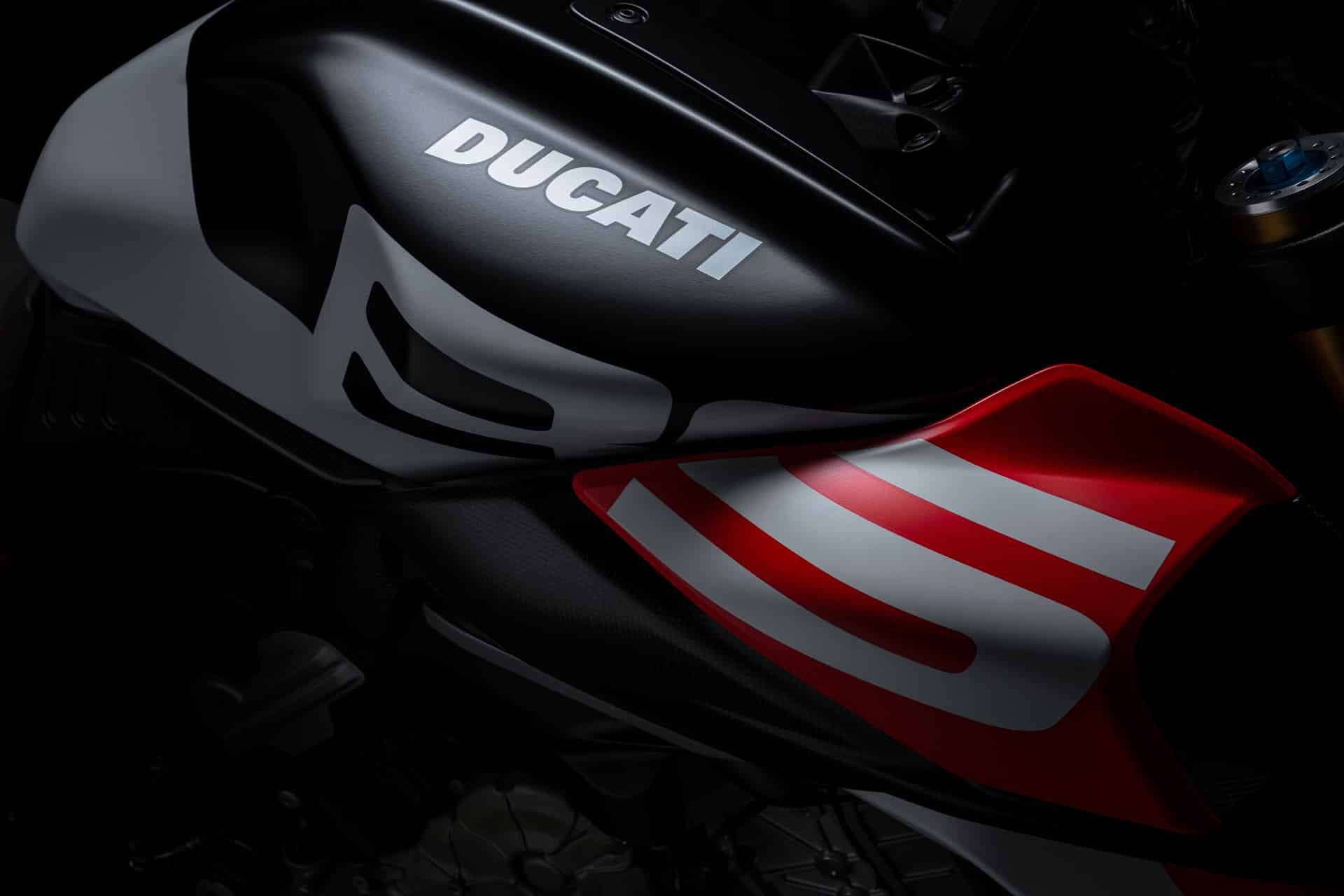 Ducati Diavel V4 RS 2026