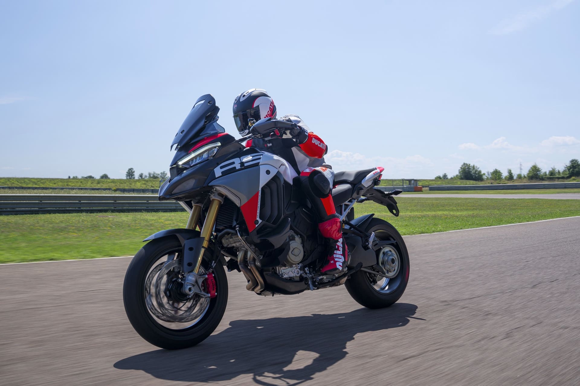 Ducati Multistrada V4 RS 2026
