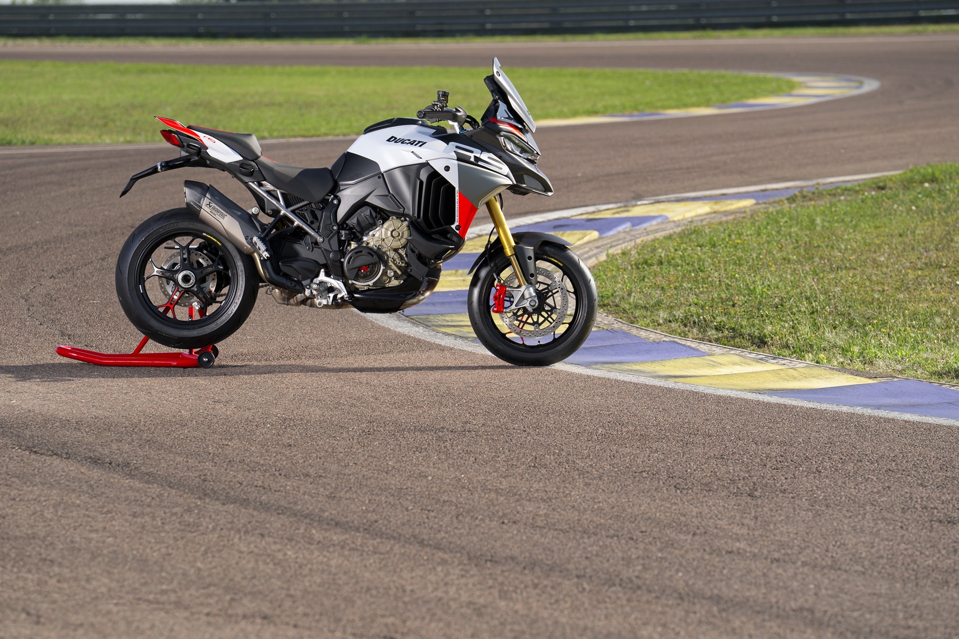 Ducati Multistrada V4 RS 2026