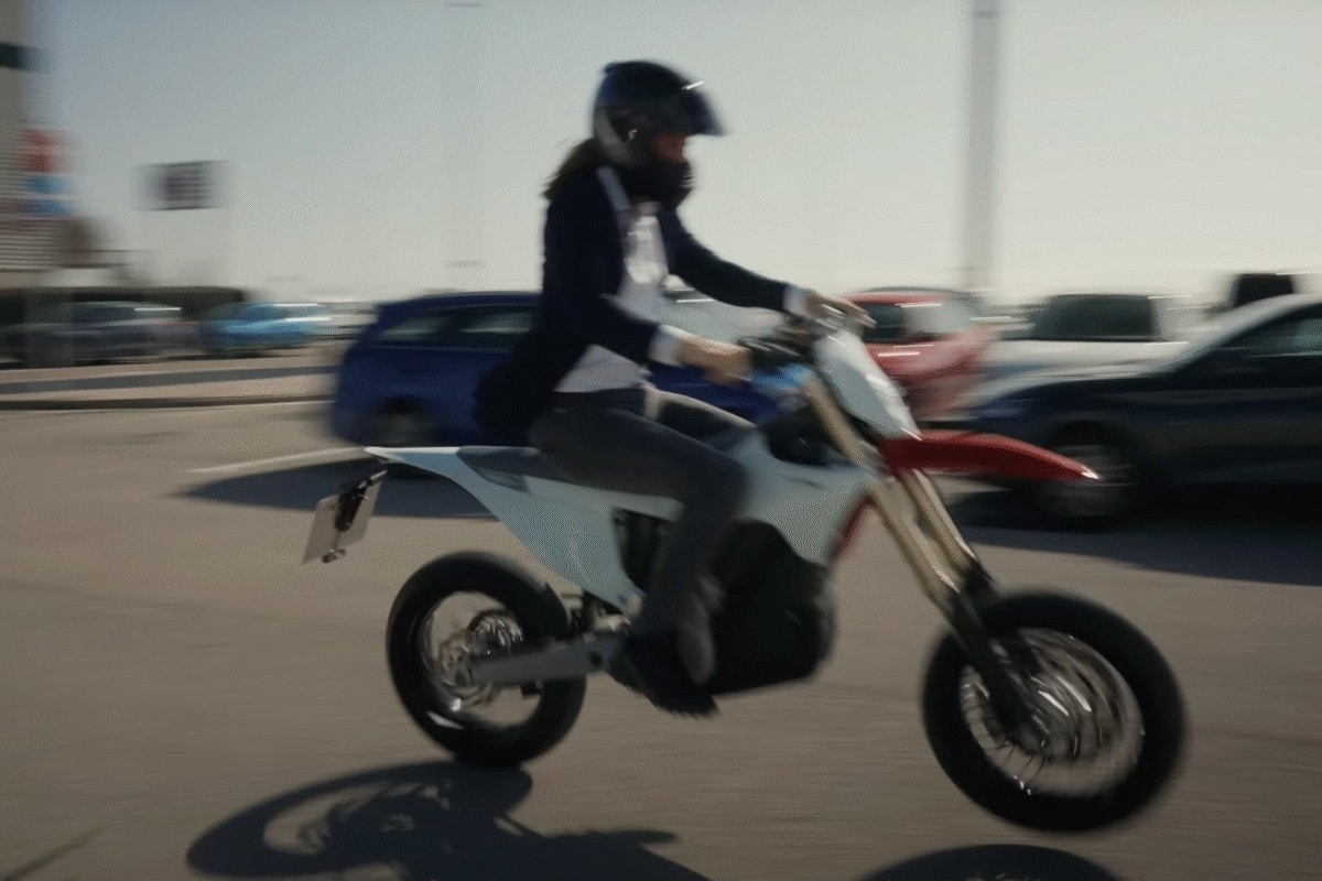 Se confirman los planes de Stark Future en su último video teaser: Su gama eléctrica de carretera está en camino