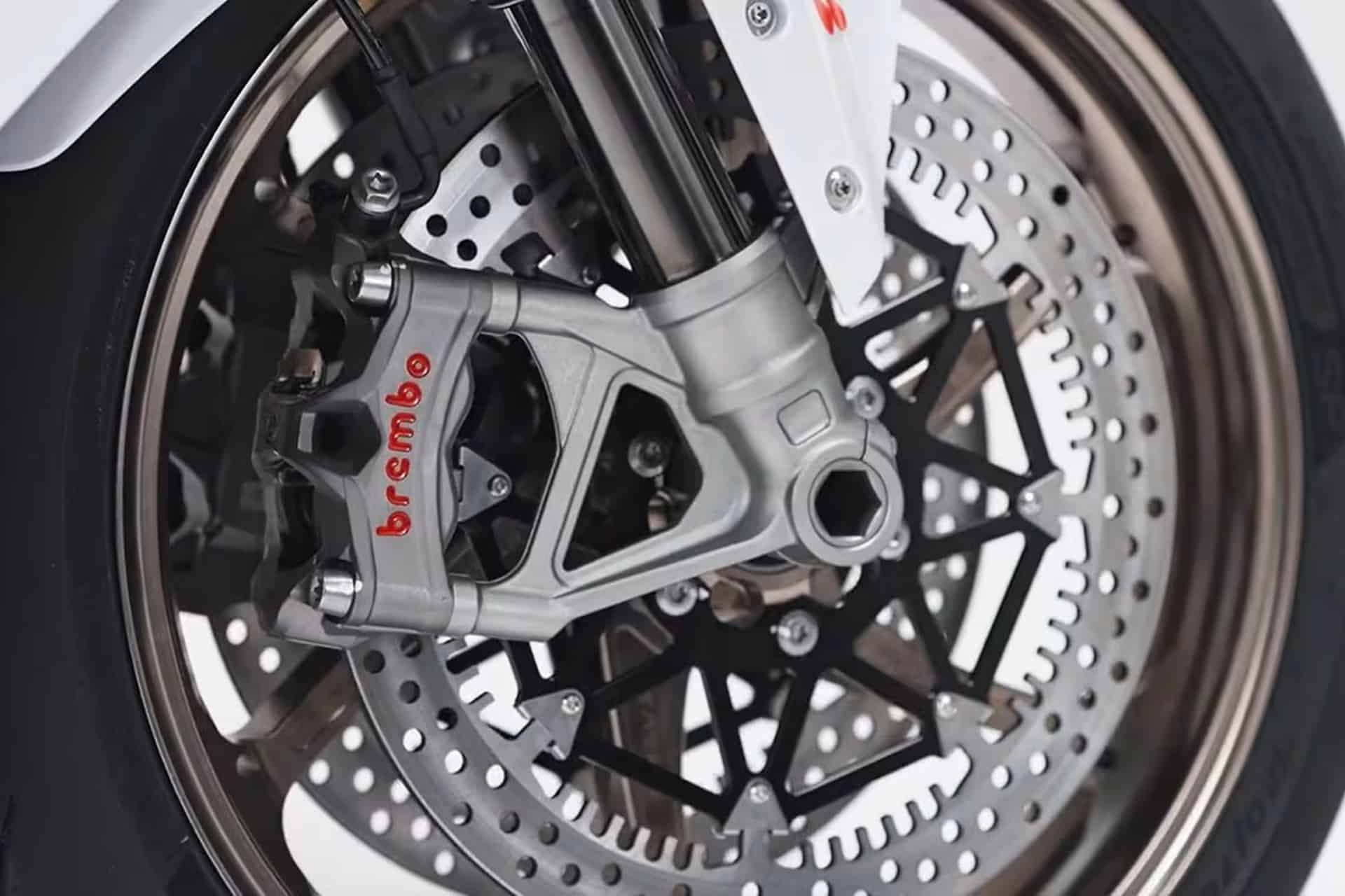 ZXMoto 820RR