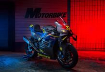 Mucho carbono y un logrado look MotoGP en esta increíble preparación sobre una Street Triple 765 RS