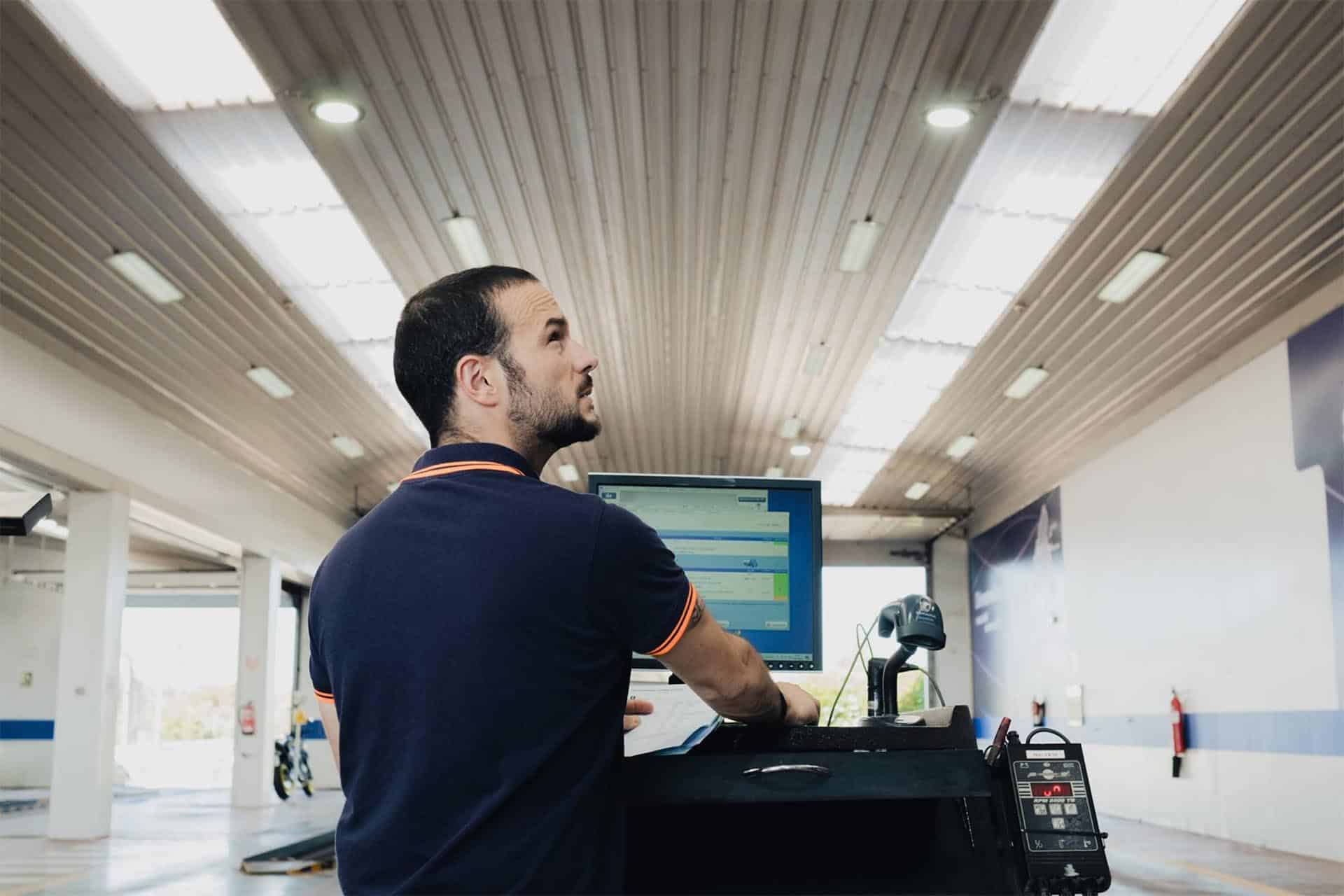 No solamente es falta de ITV, muchas motos no tienen seguro obligatorio