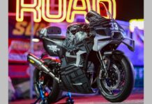 Mucho carbono y un logrado look MotoGP en esta increíble preparación sobre una Street Triple 765 RS