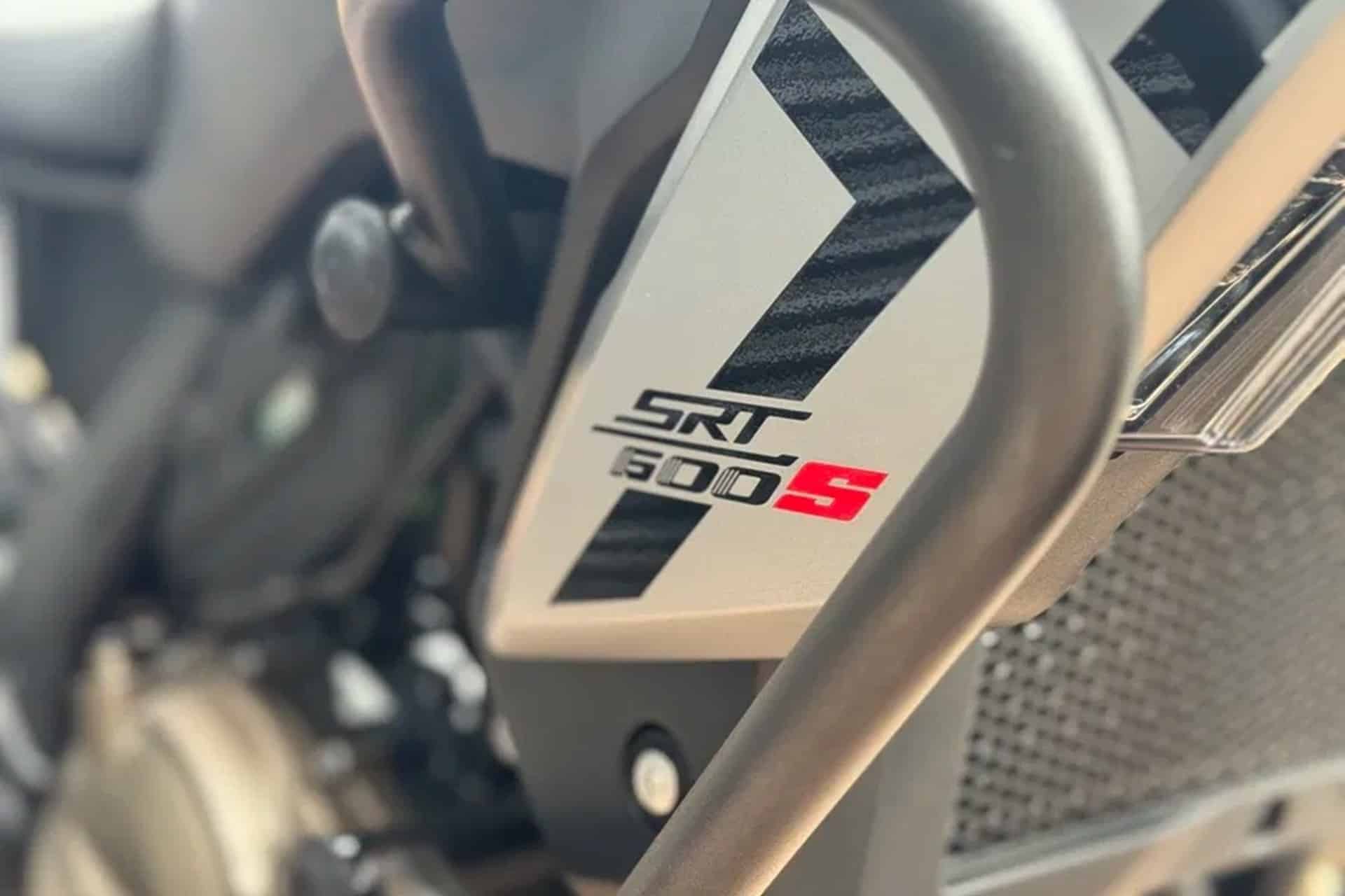 Nueva QJMotor SRT 600 S: Ahora también en versión touring con llantas de aleación de 17”