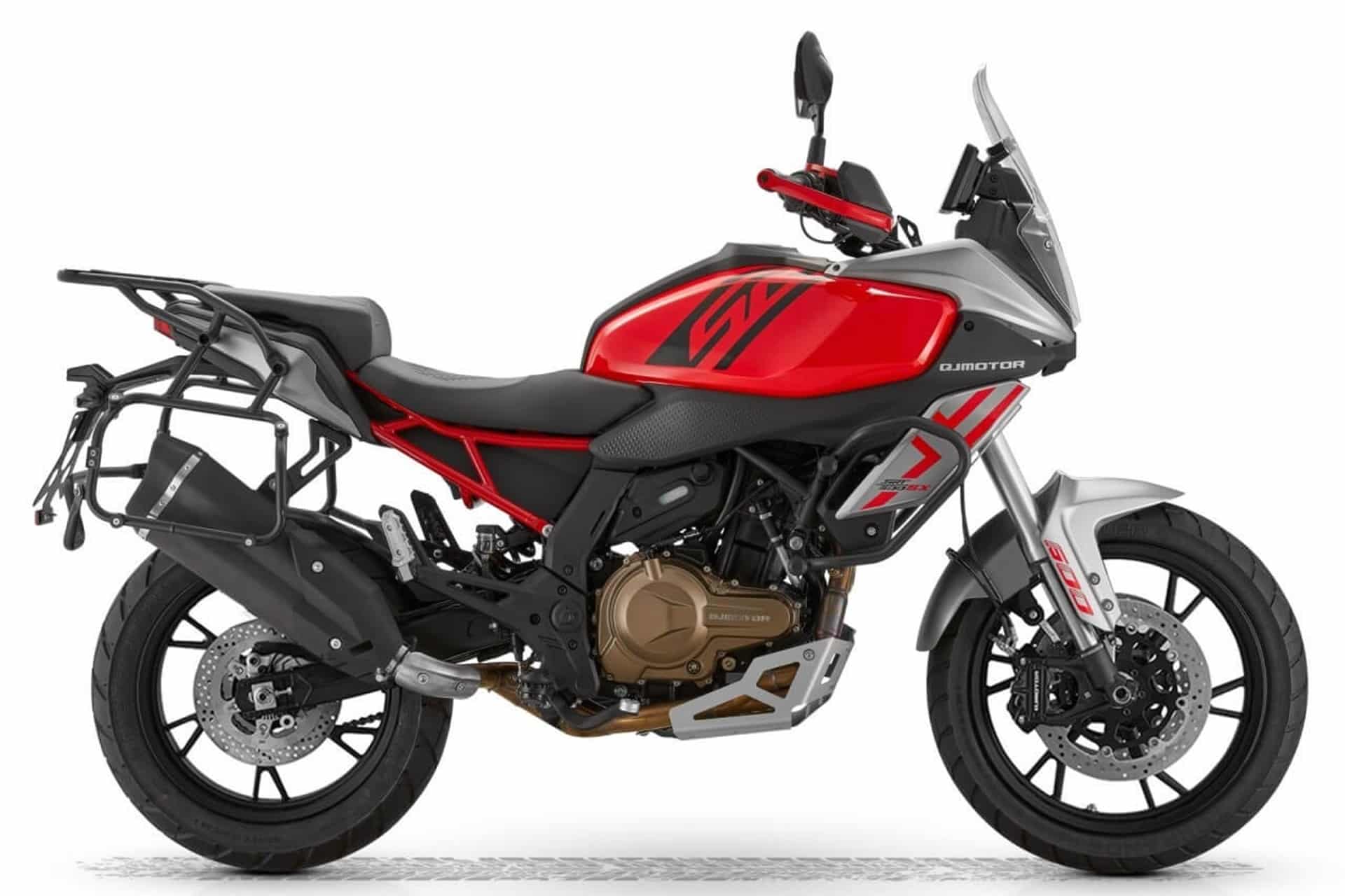 Nueva QJMotor SRT 600 S: Ahora también en versión touring con llantas de aleación de 17”