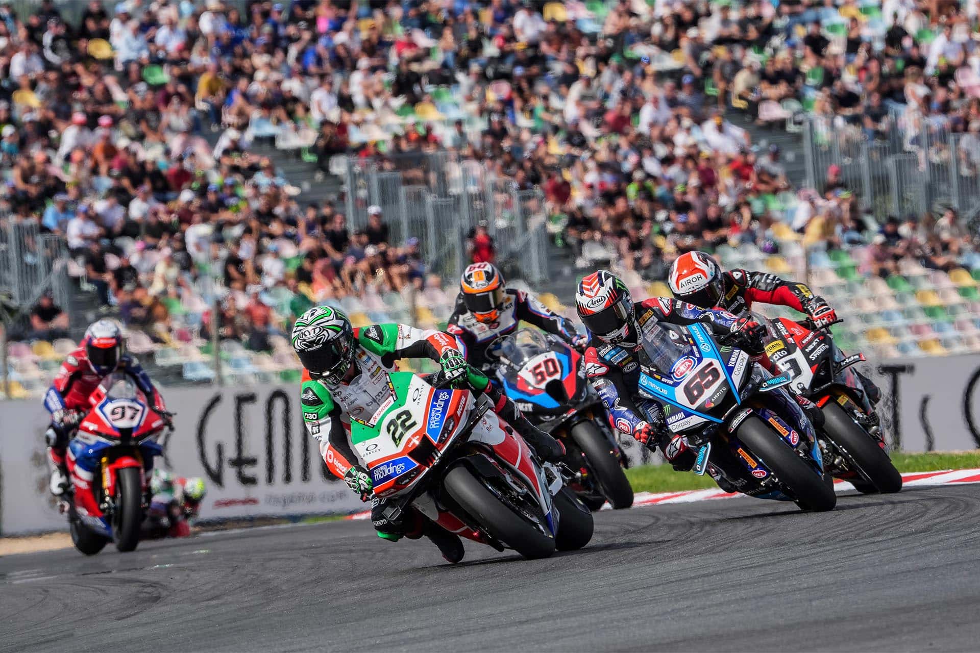 Alex Lowes ha dado el mejor fin de semana a bimota desde su regreso al WSBK