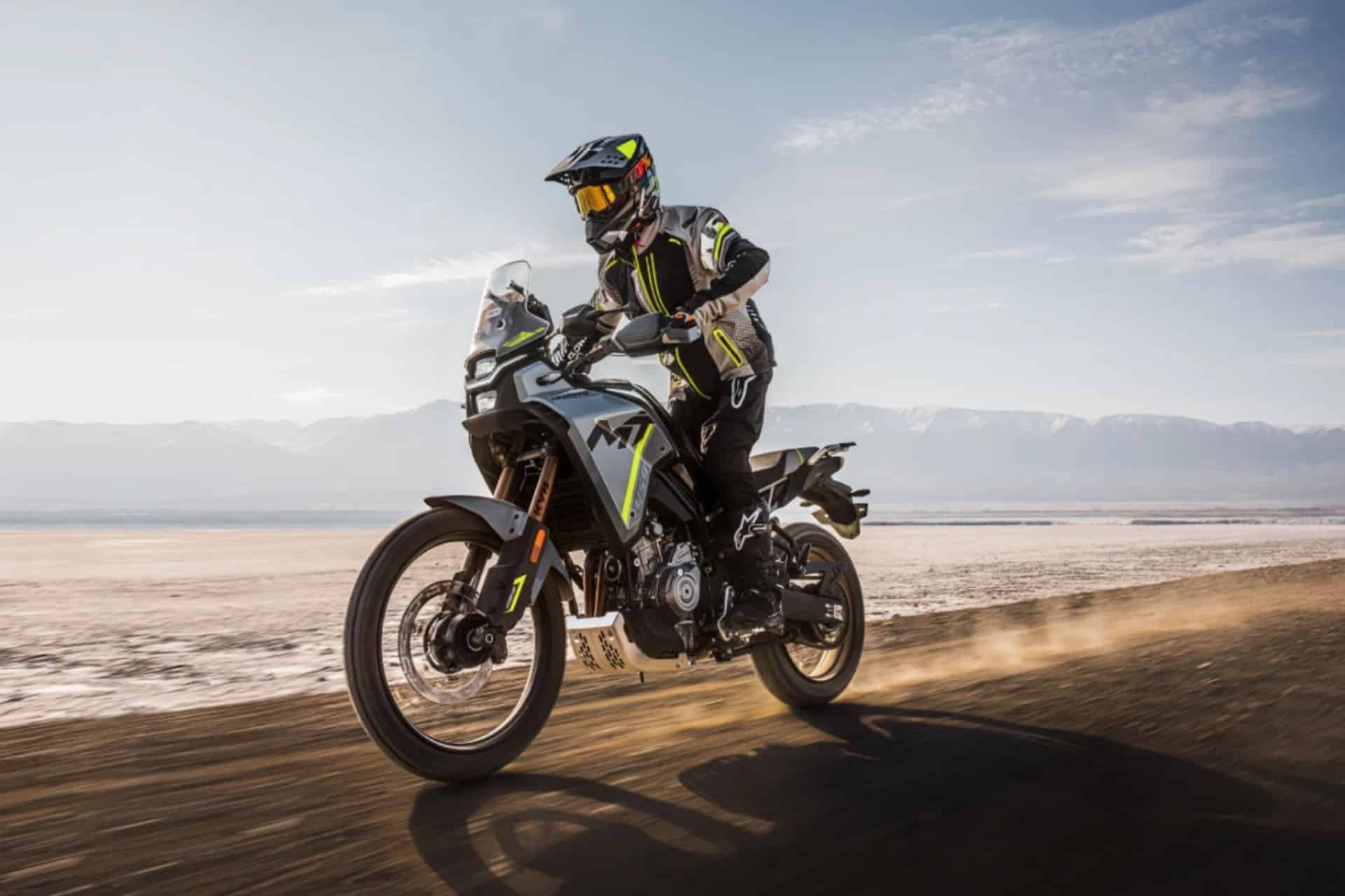 Motos trail más vendidas en España en 2025