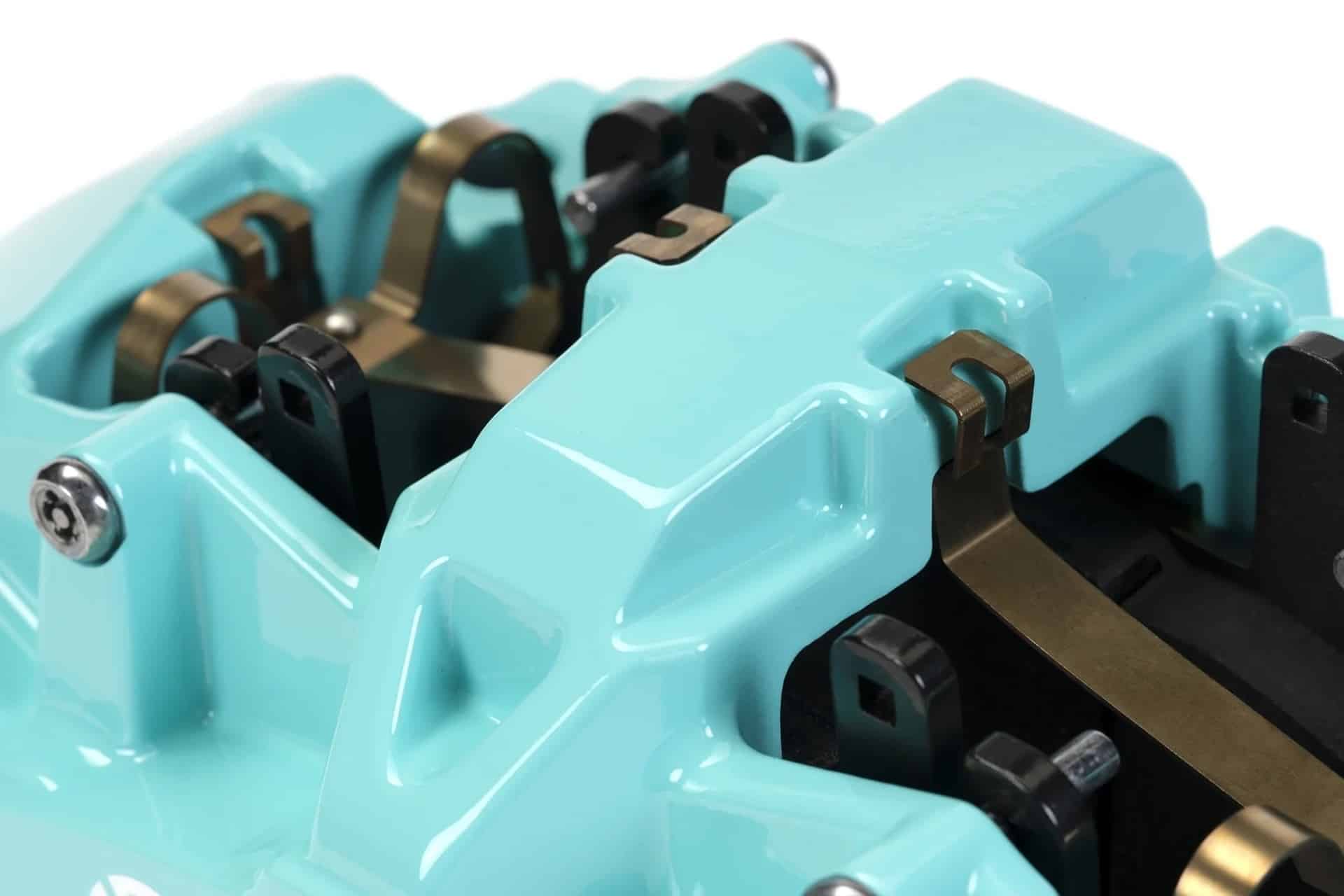 Brembo empieza a usar aluminio 100% reciclado en la fabricación de sus pinzas de freno