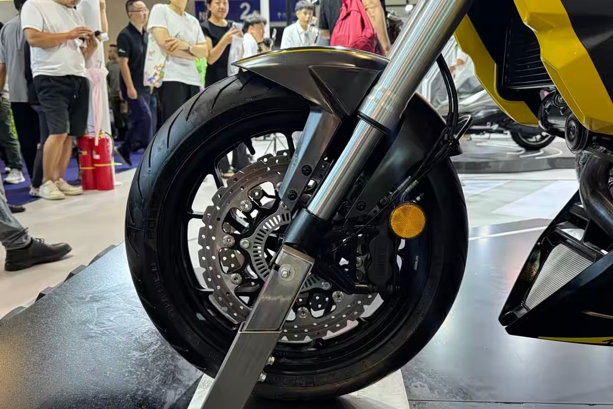 Cyclone RA1000: El “concepto Diavel” bajo el prisma asiático
