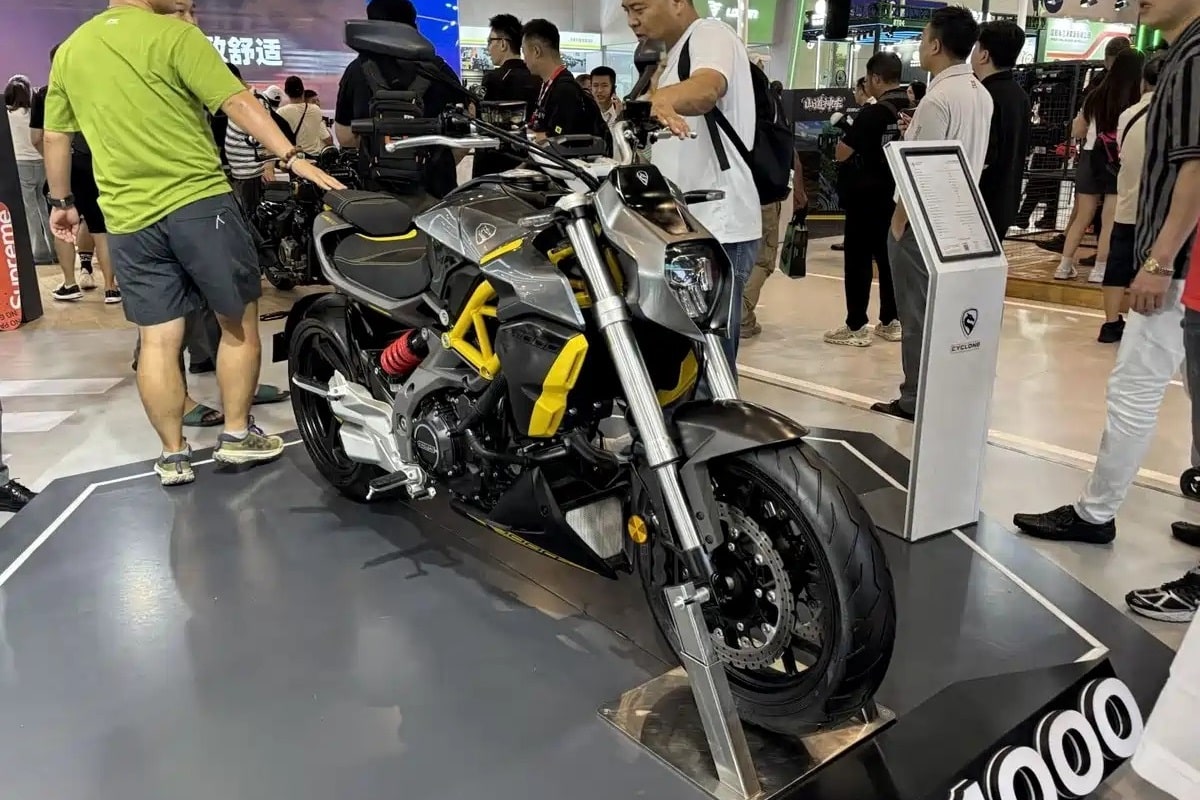 Cyclone RA1000: El “concepto Diavel” bajo el prisma asiático