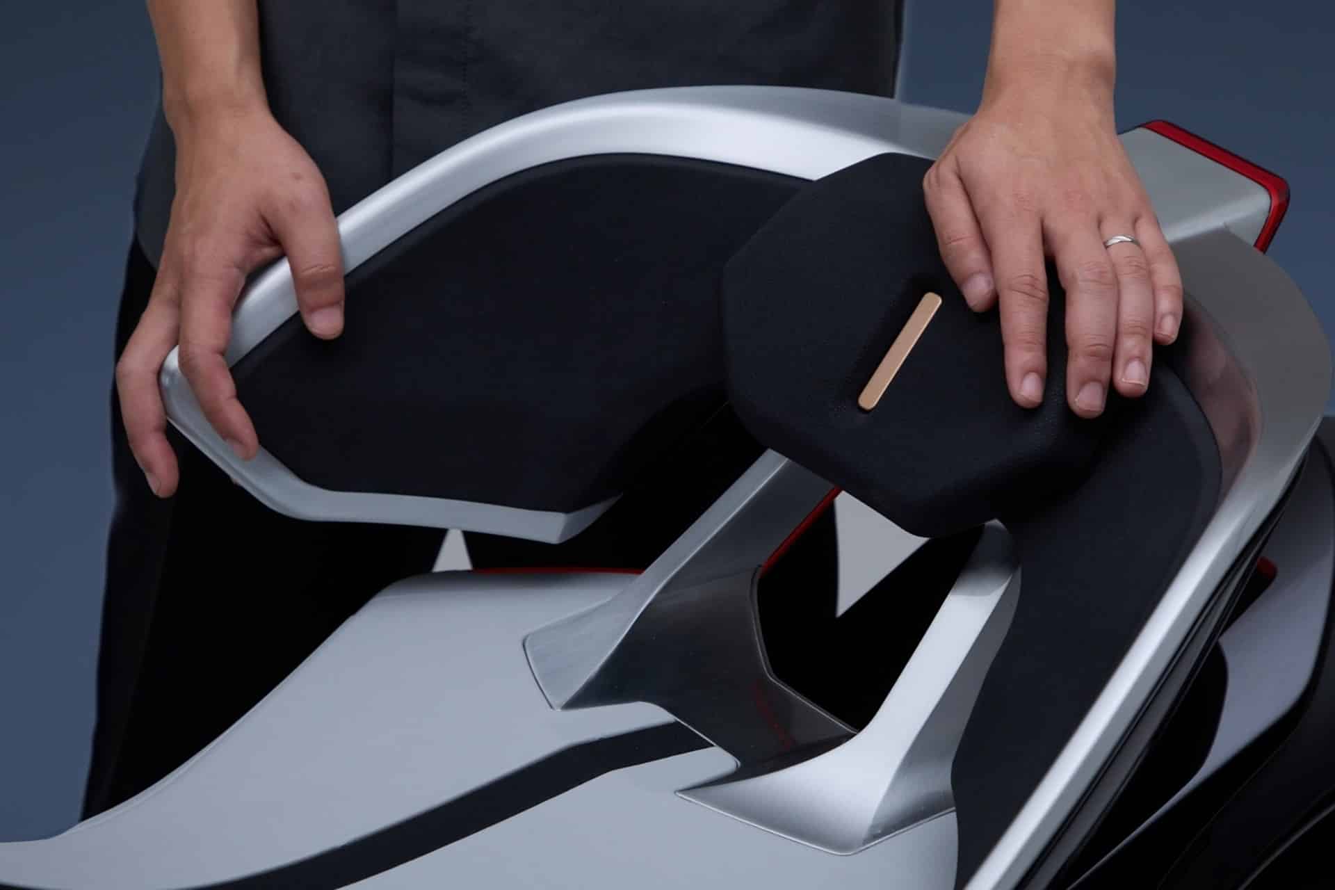 Honda exhibe todo su potencial con el EV Outlier Concept, en el Japan Mobility Show 2025