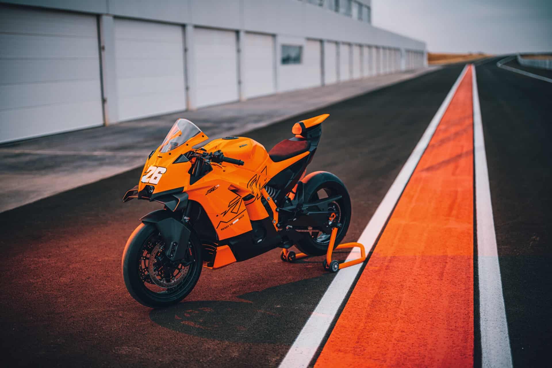 Nueva 990 RC R 2026: La nueva KTM de referencia en el segmento deportivo