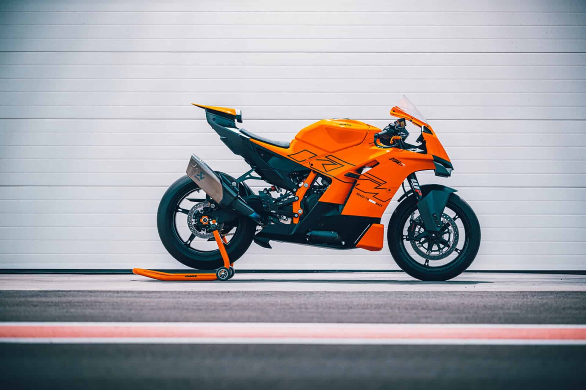 Nueva 990 RC R 2026: La nueva KTM de referencia en el segmento deportivo