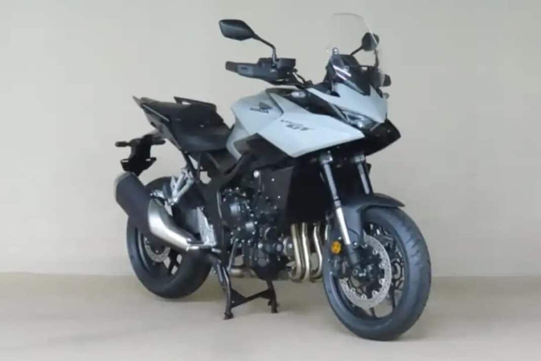 La esperada CB1000GT está en camino