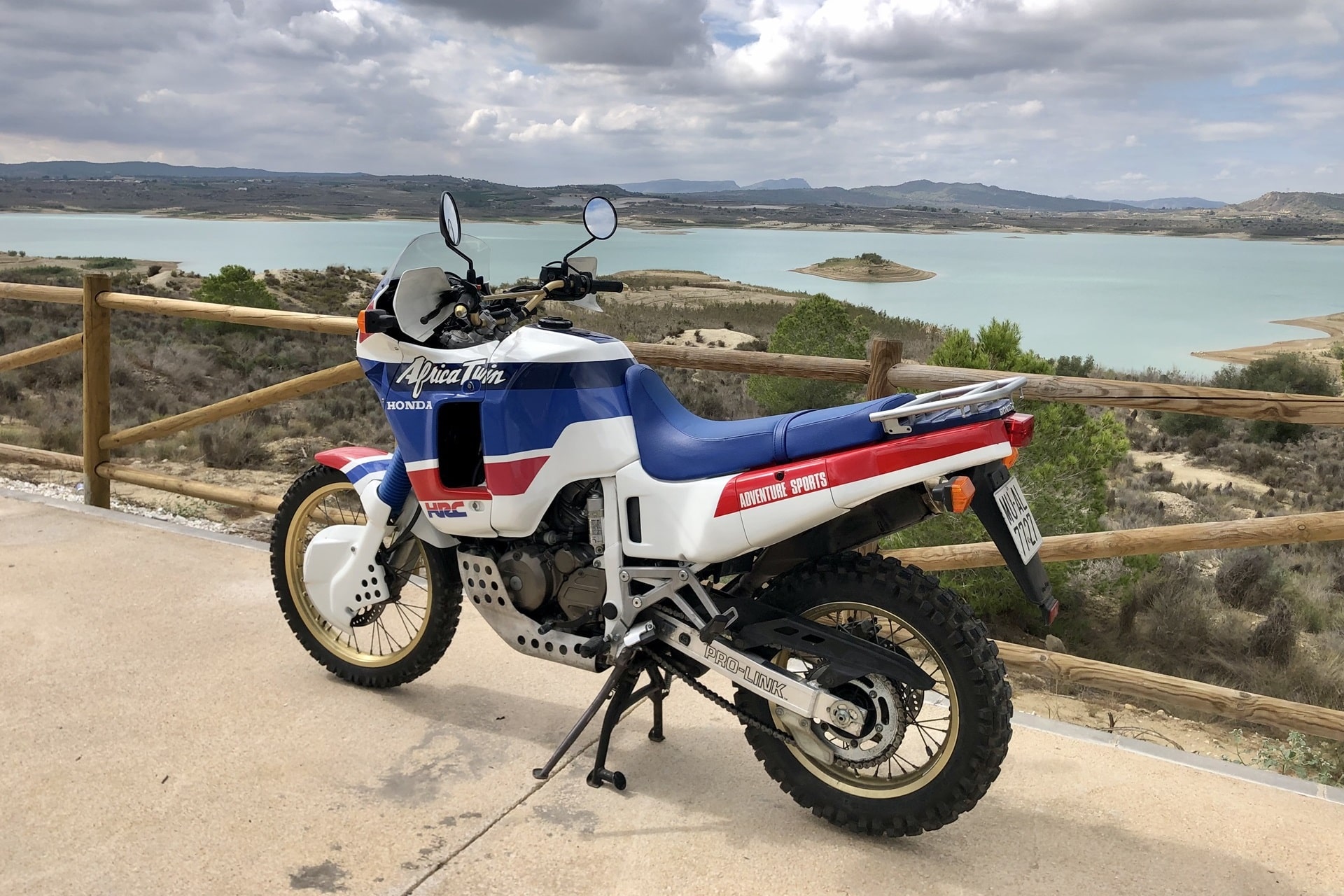 Retroprueba «Old School»: Honda XRV650 Africa Twin