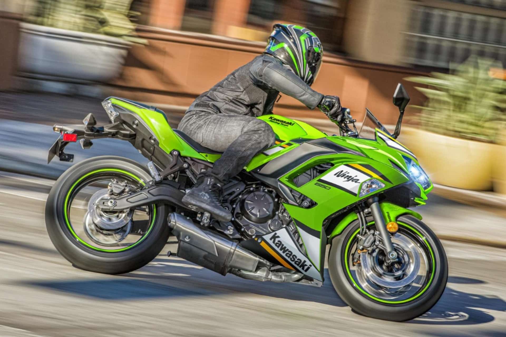 Todas las motos deportivas limitables para el A2