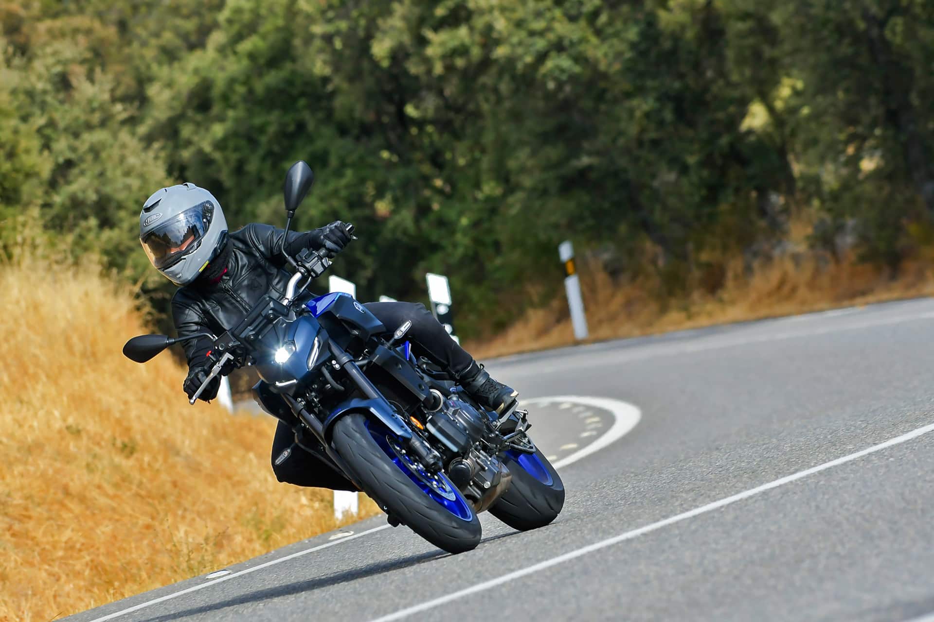 Comparativa Yamaha MT-07 Y-AMT vs Honda CB650R E-Clutch