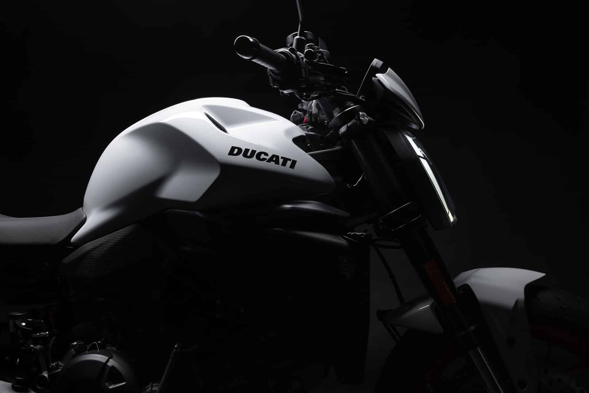 Ducati Monster 2026