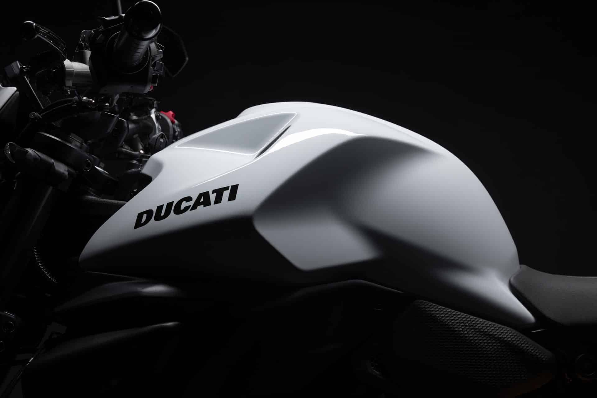 Ducati Monster 2026