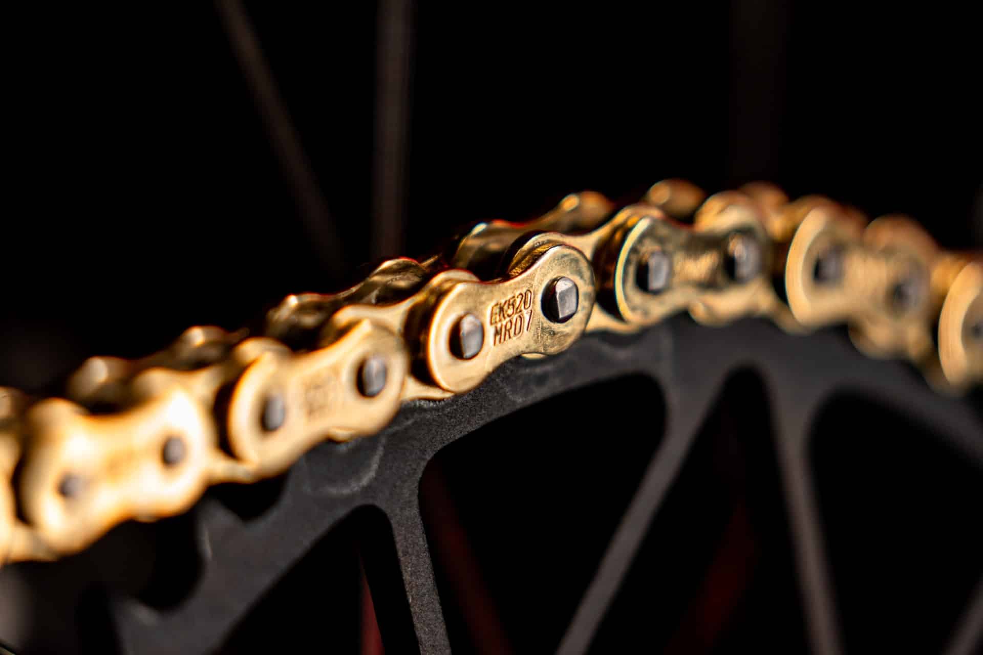 EK Chain MRD7 y la SRX2
