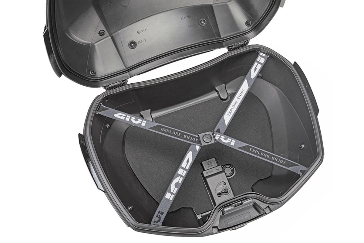 GIVI V49 AIR: El nuevo Top Case para moto que aumenta la faceta de carga y mejora la aerodinámica