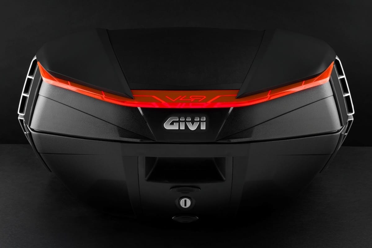 GIVI V49 AIR: El nuevo Top Case para moto que aumenta la faceta de carga y mejora la aerodinámica