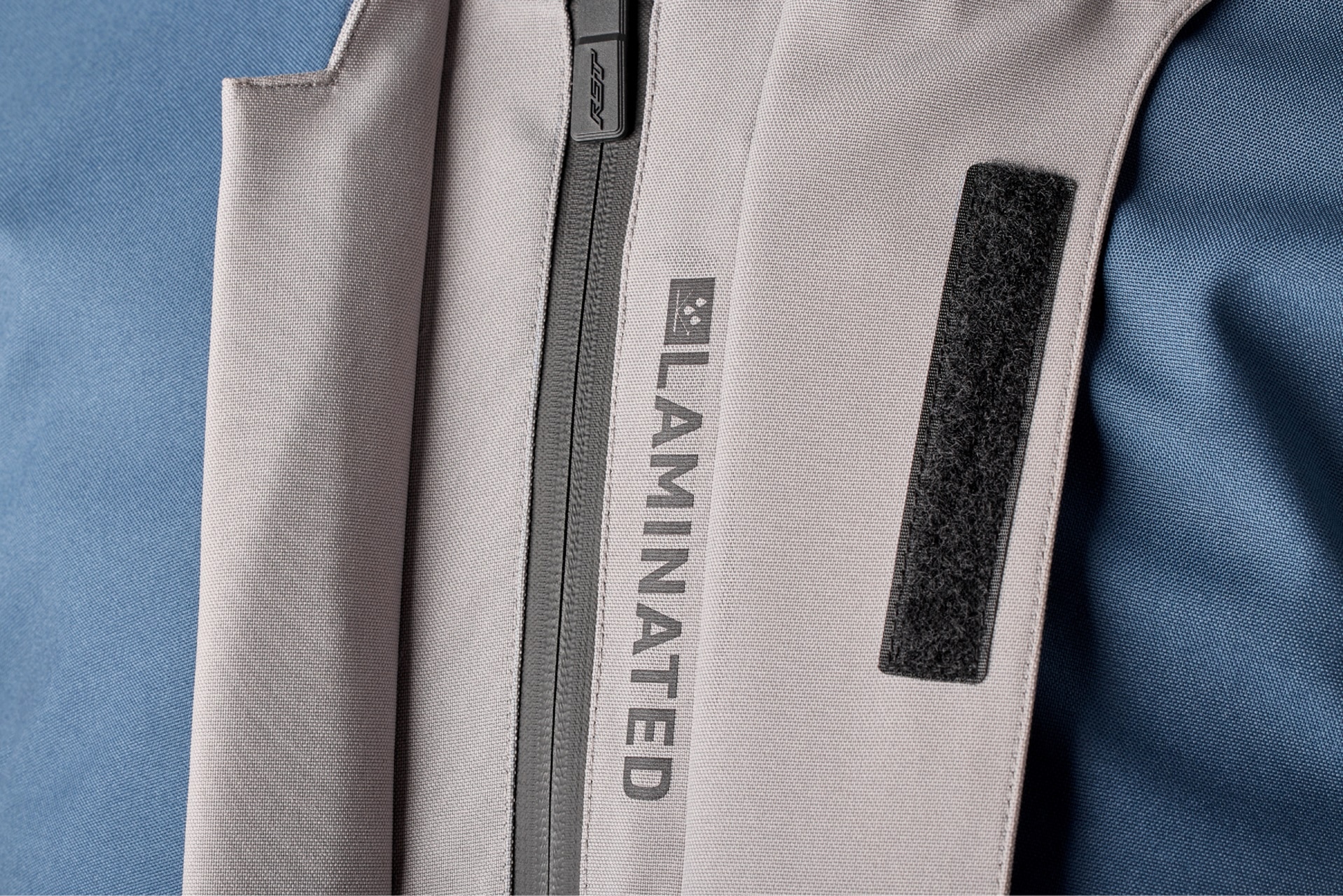 RST Vulcan Jacket & Jean: El conjunto ideal para mantenerte cómodo y protegido kilómetro tras kilómetro