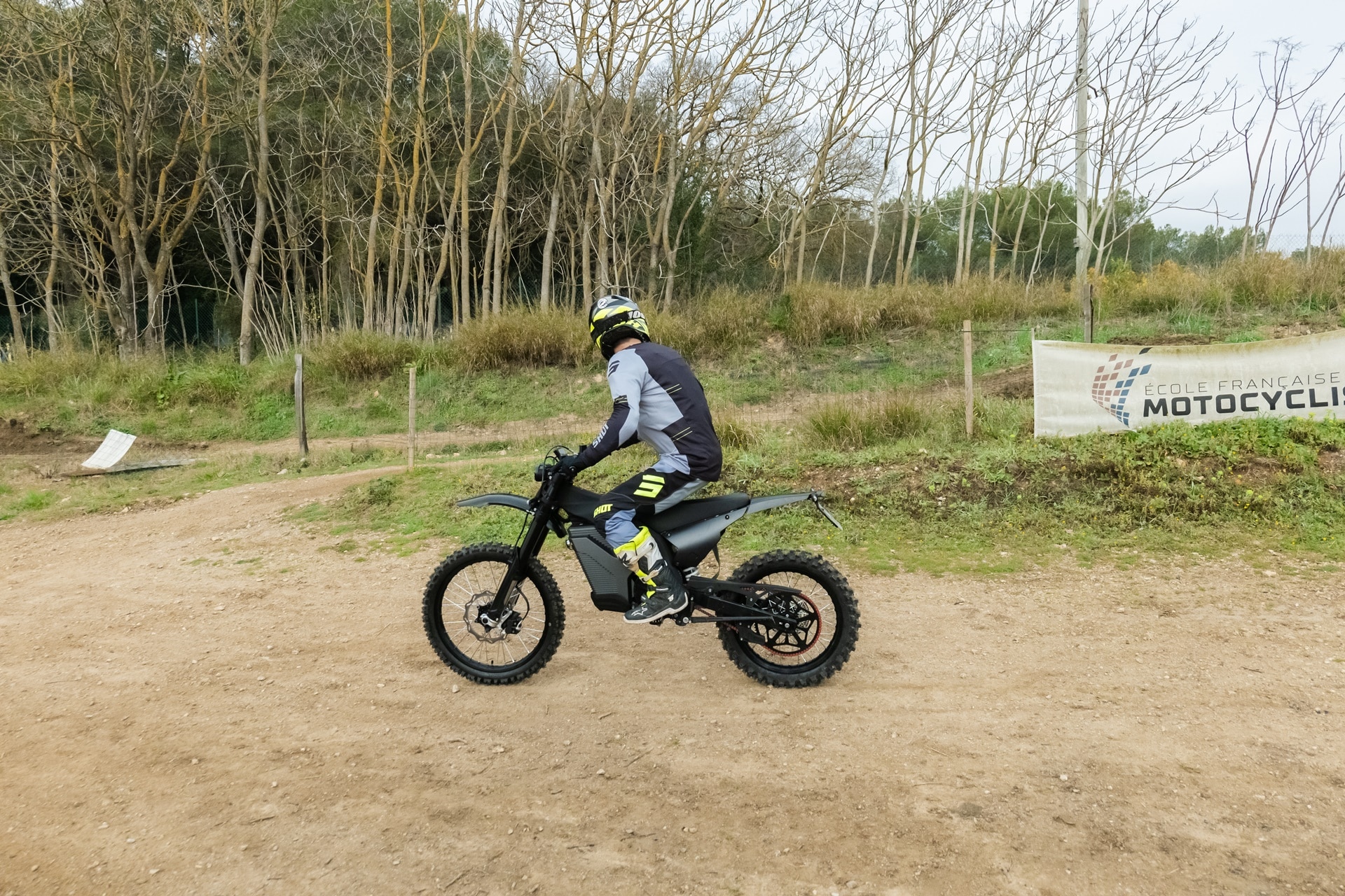 Dimentro, la marca de motos eléctricas, llega a la Península Ibérica de la mano de Wellta Motors