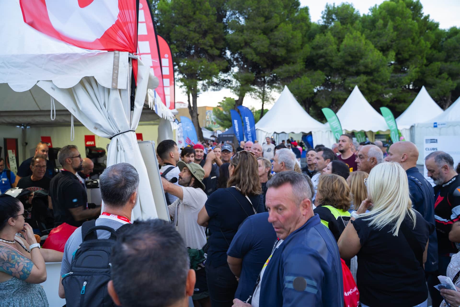 BMW Motorrad Days 2025: Más de 10.000 asistentes y 3.000 pruebas convirtieron Peñíscola en el epicentro nacional del motociclismo
