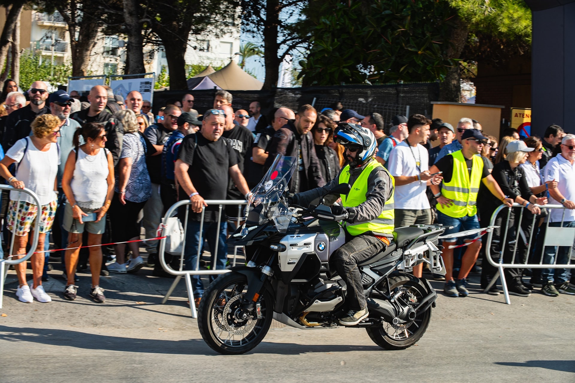 BMW Motorrad Days 2025: Más de 10.000 asistentes y 3.000 pruebas convirtieron Peñíscola en el epicentro nacional del motociclismo