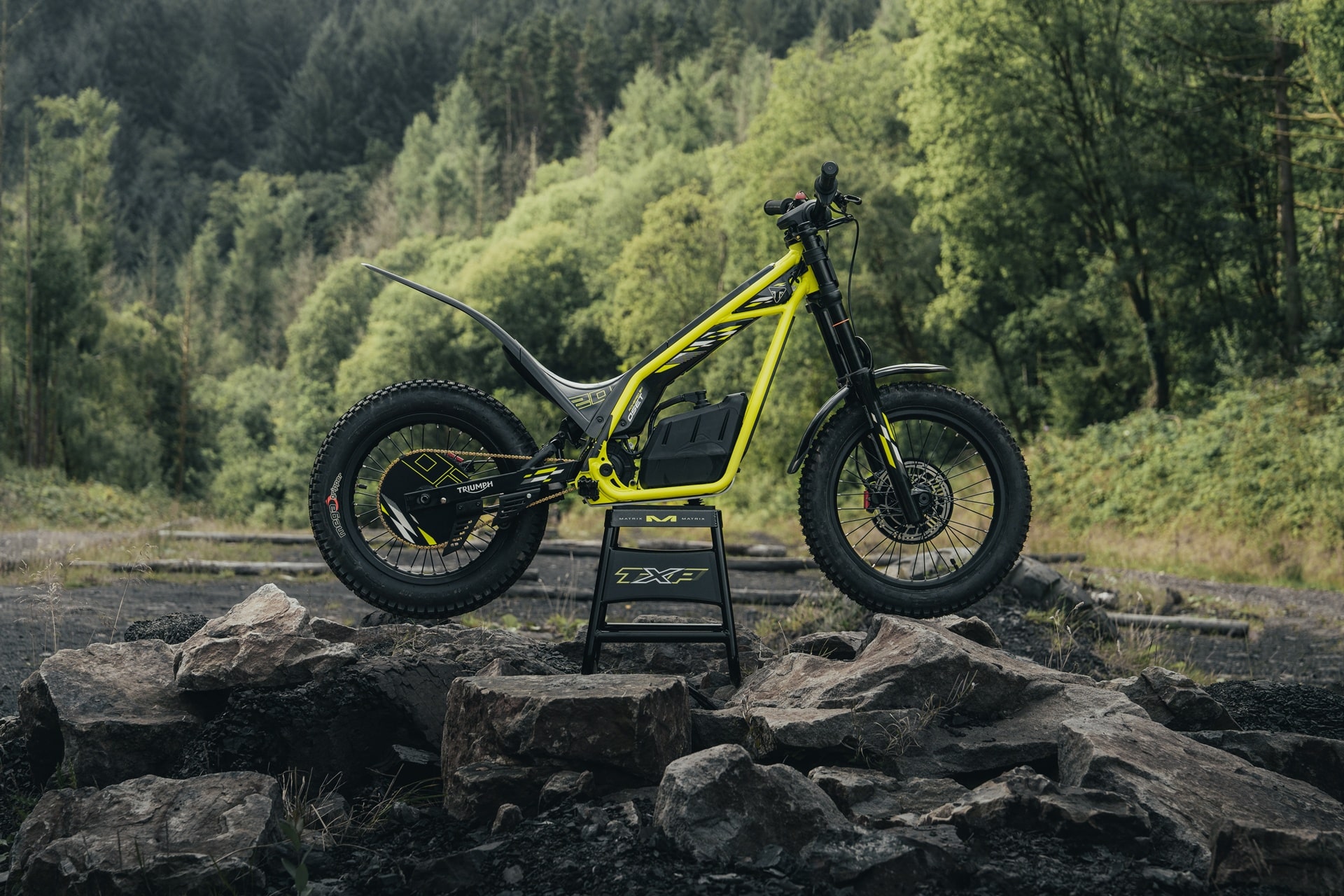 Triumph presenta las TXP: la primera gama de motos eléctricas off-road para jóvenes