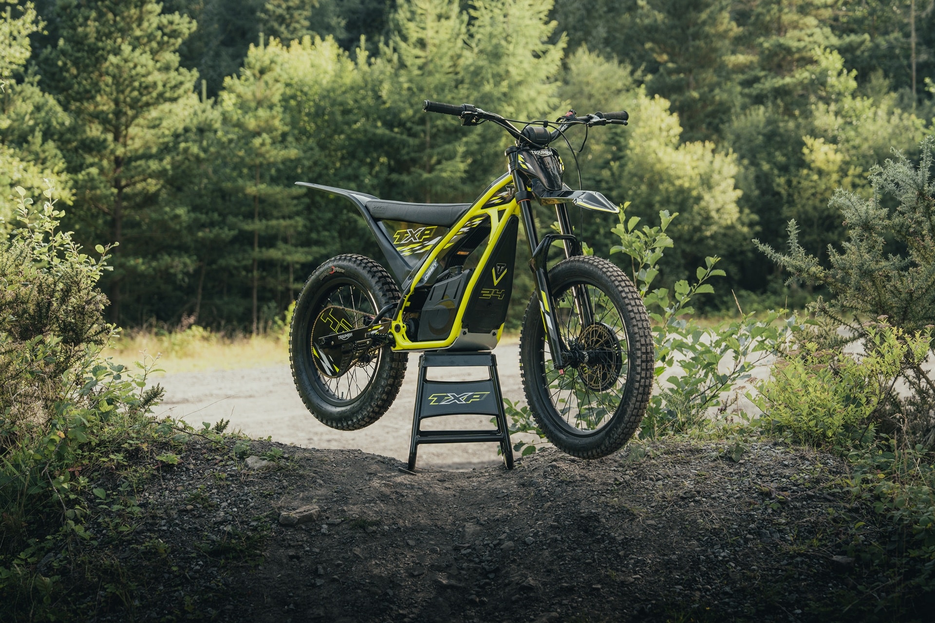Triumph presenta las TXP: la primera gama de motos eléctricas off-road para jóvenes