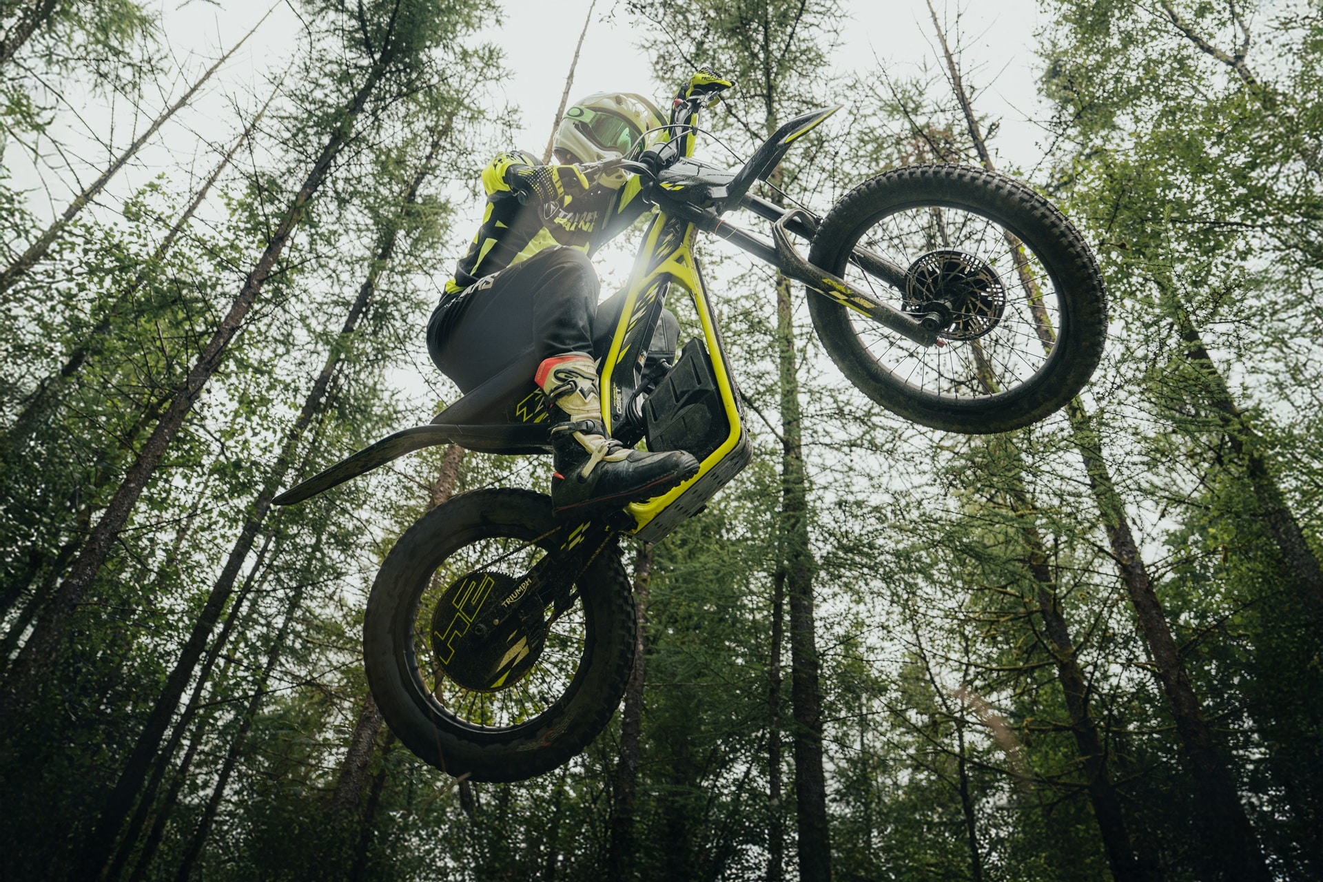 Triumph presenta las TXP: la primera gama de motos eléctricas off-road para jóvenes