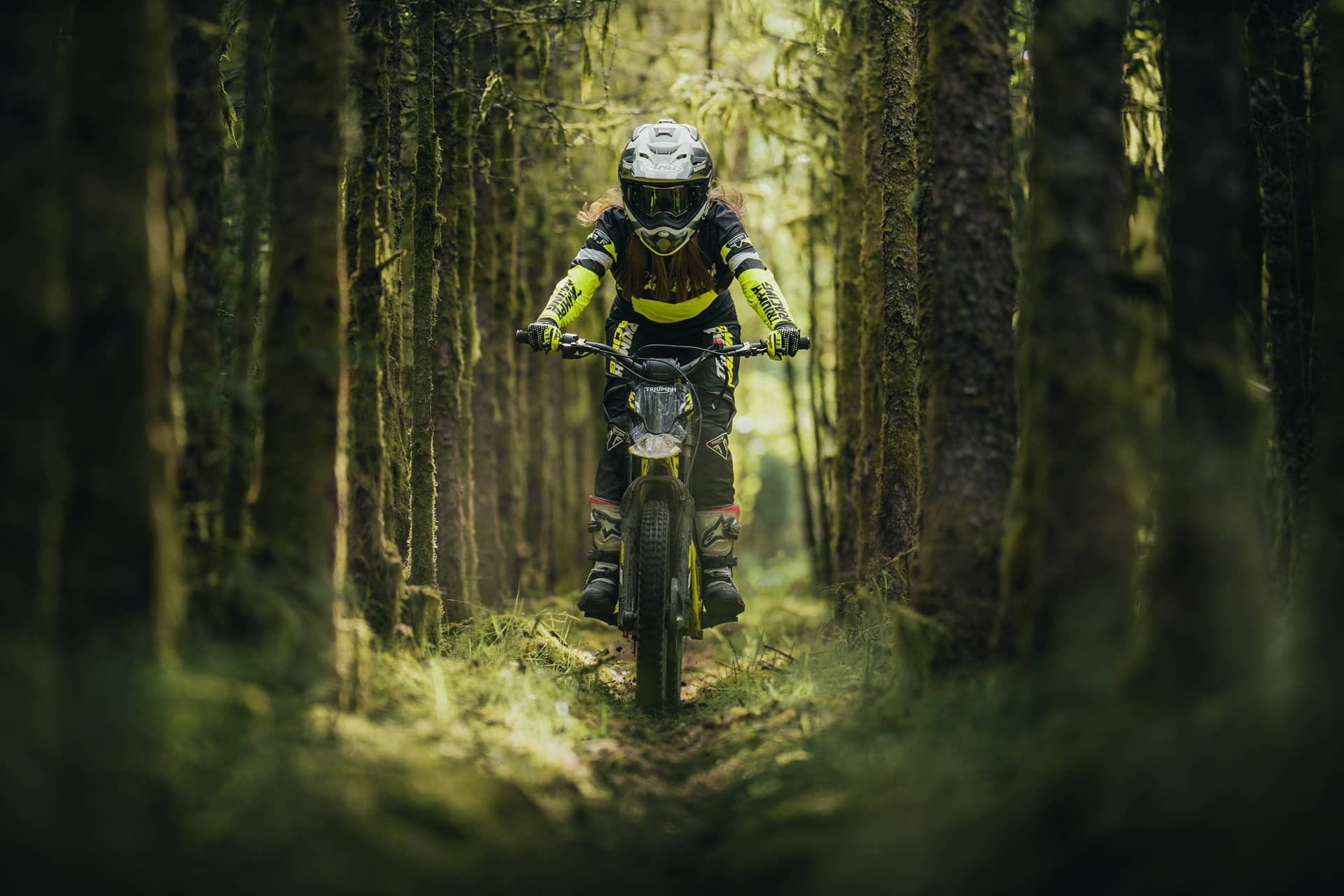 Triumph presenta las TXP: la primera gama de motos eléctricas off-road para jóvenes