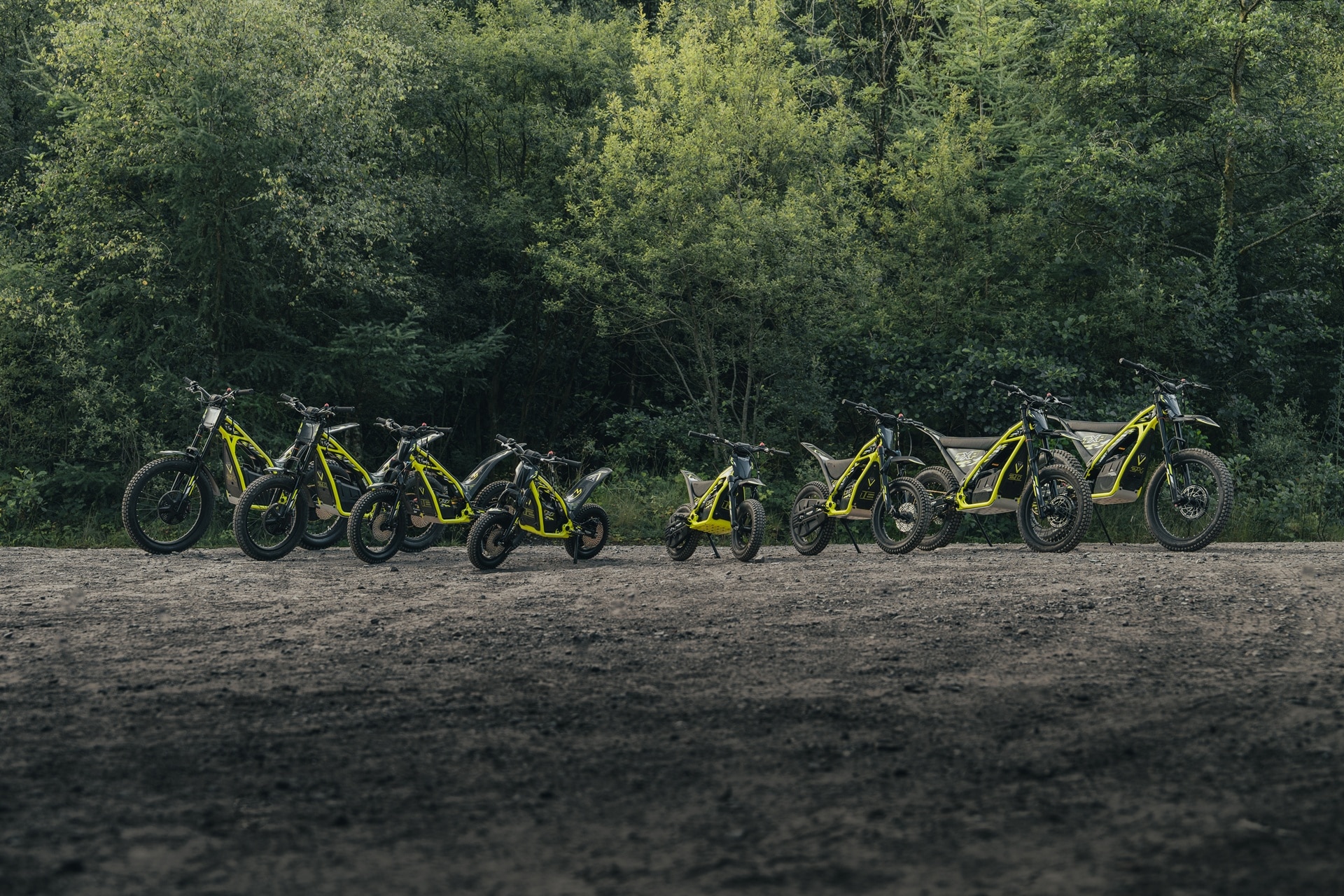 Triumph presenta las TXP: la primera gama de motos eléctricas off-road para jóvenes