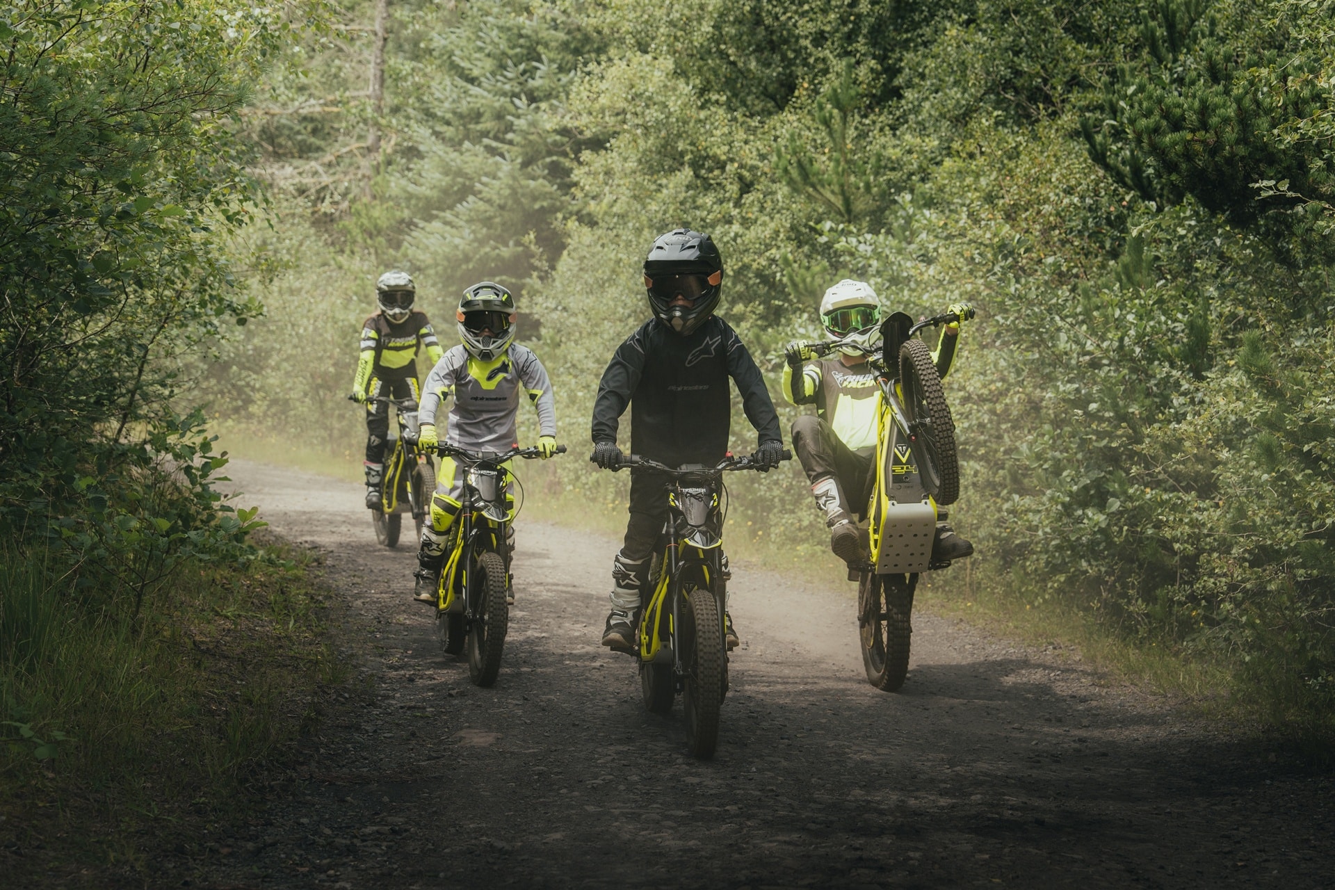 Triumph presenta las TXP: la primera gama de motos eléctricas off-road para jóvenes
