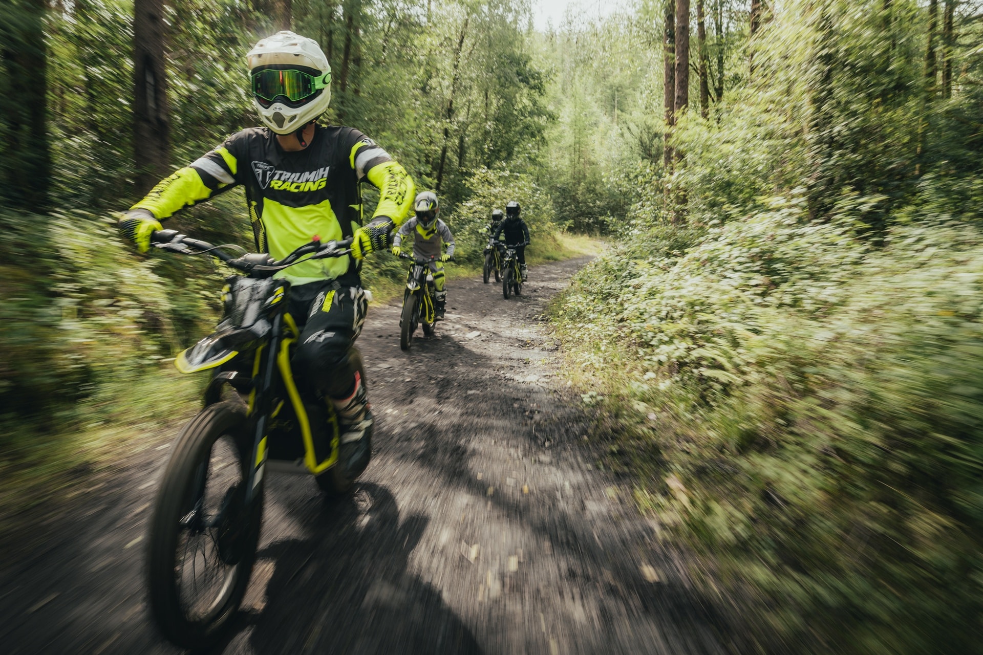 Triumph presenta las TXP: la primera gama de motos eléctricas off-road para jóvenes
