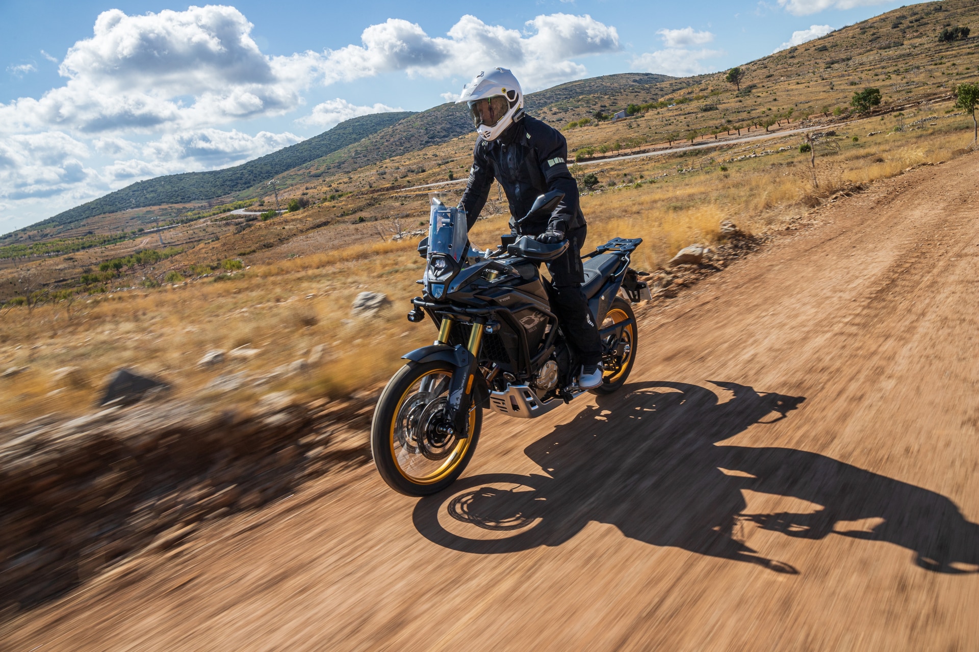 Prueba Voge DS800 Rally