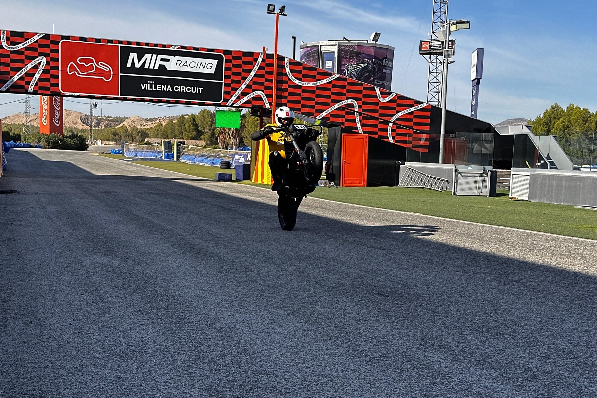 XR Motos se alza con la victoria en la Electric Motos Endurance Challenge pilotando una Zero FXS