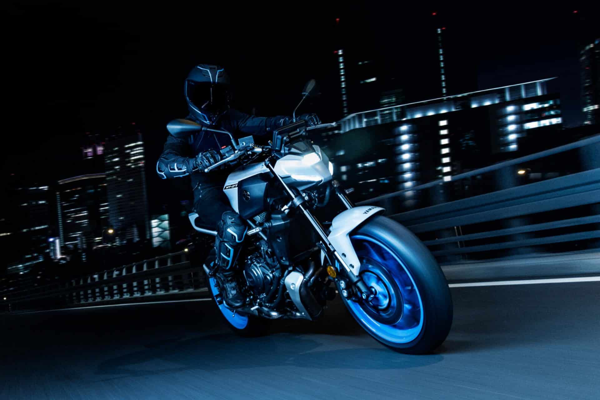 Todas las motos automáticas para el carné A2 que puedes comprar en 2025