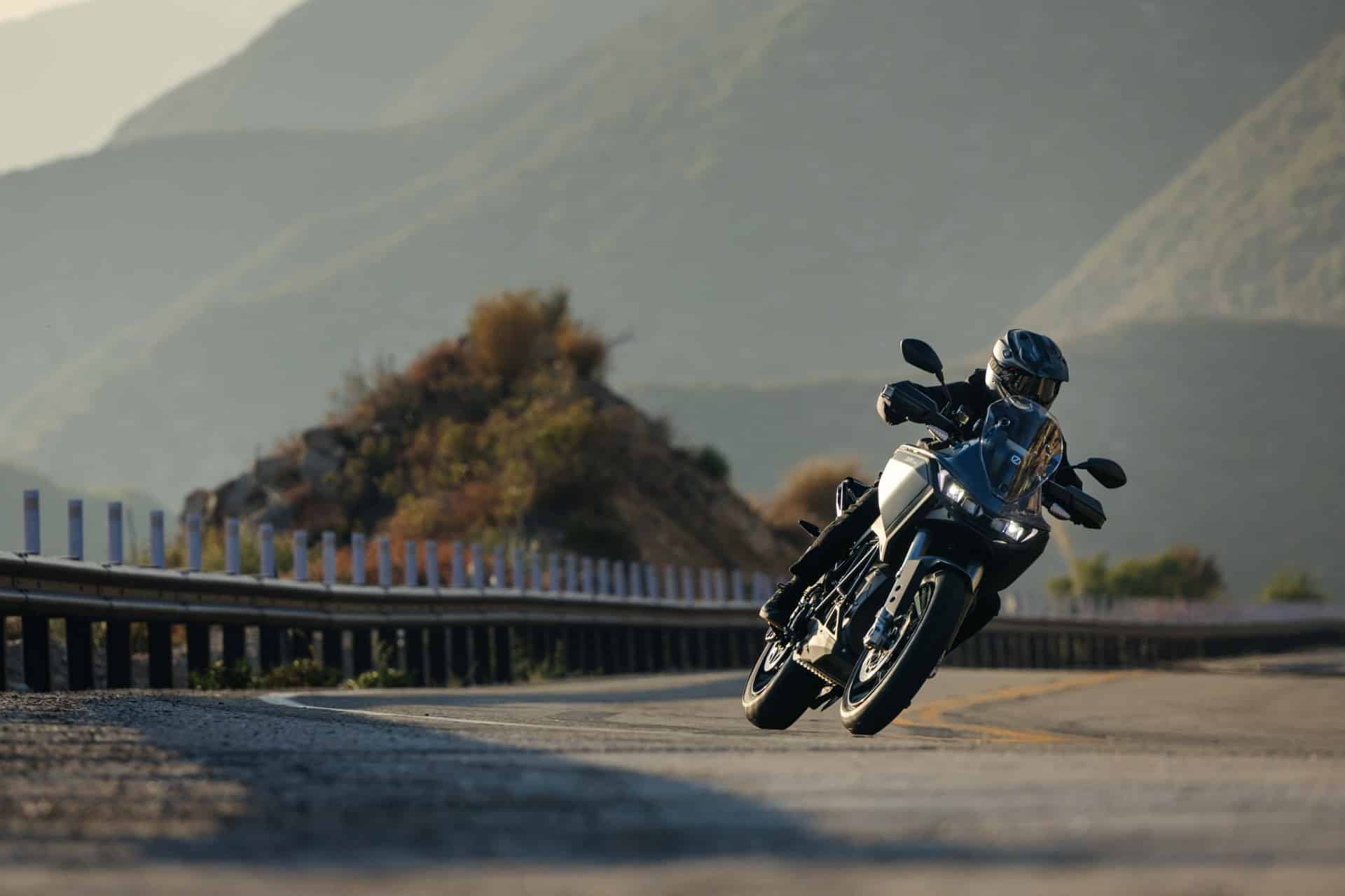 Todas las motos automáticas para el carné A2 que puedes comprar en 2025