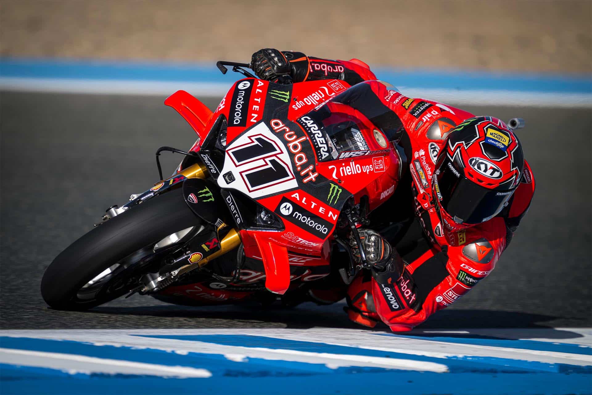 Aunque la Panigale es una máquina muy avanzada está a años luz de una MotoGP en muchos aspectos