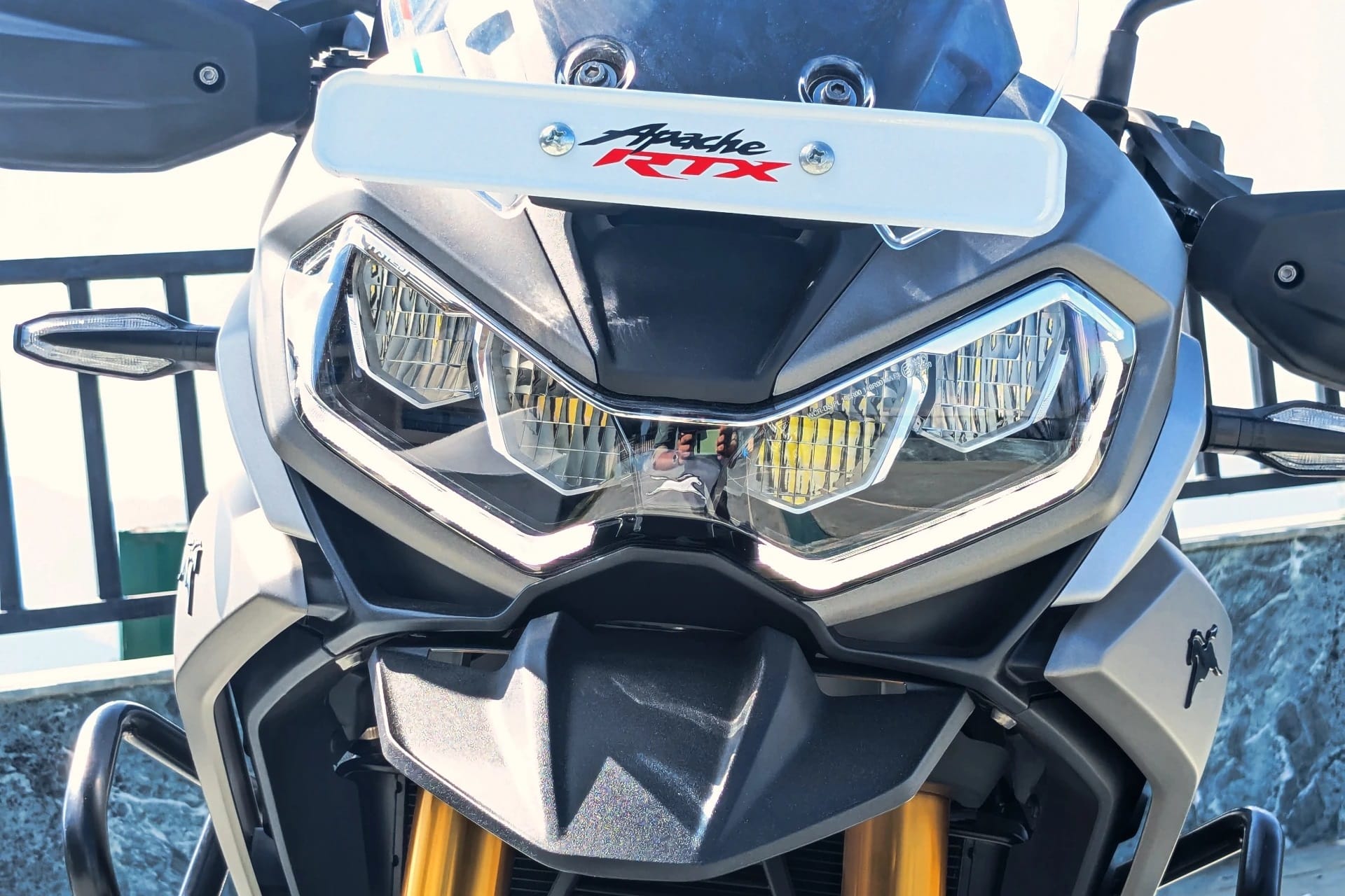Nueva Apache RTX 2026: TVS Motor lanza su nuevo modelo ADV “Rally, Tourer, Xtreme”