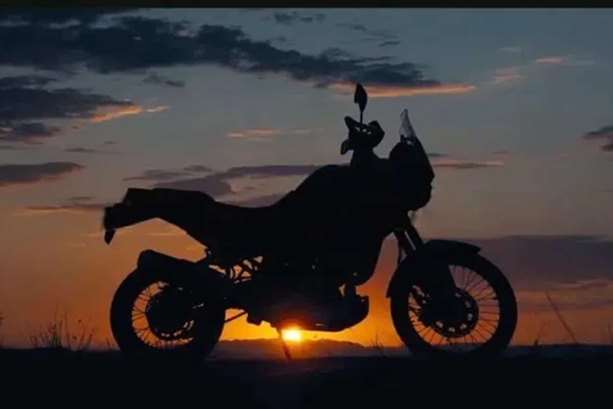 La nueva KLE500 de Kawasaki ya tiene fecha oficial para su presentación