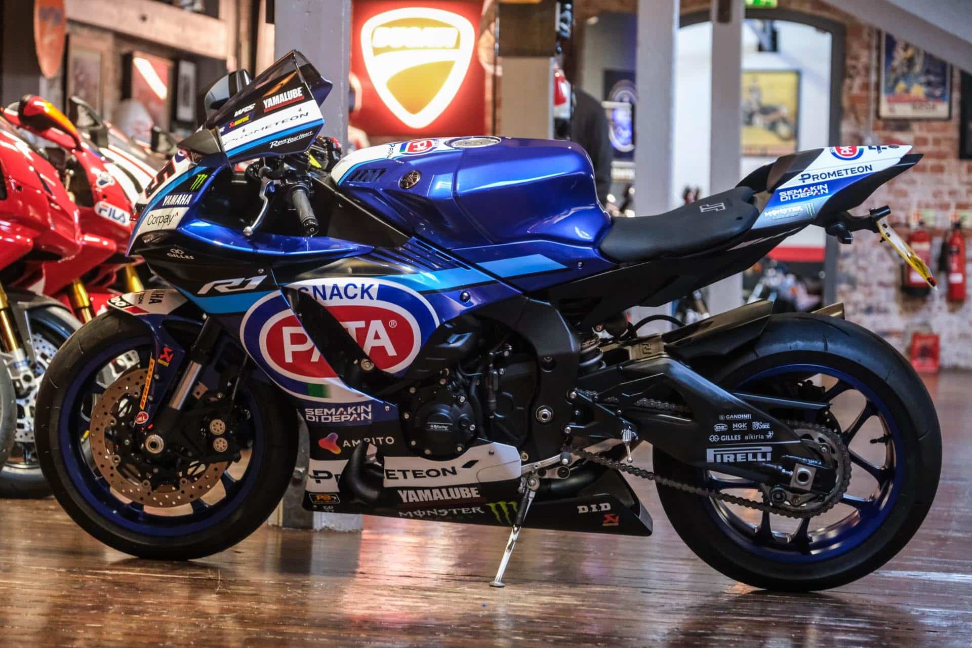 Ahora es el momento: Yamaha R1 réplica Jonathan Rea en venta